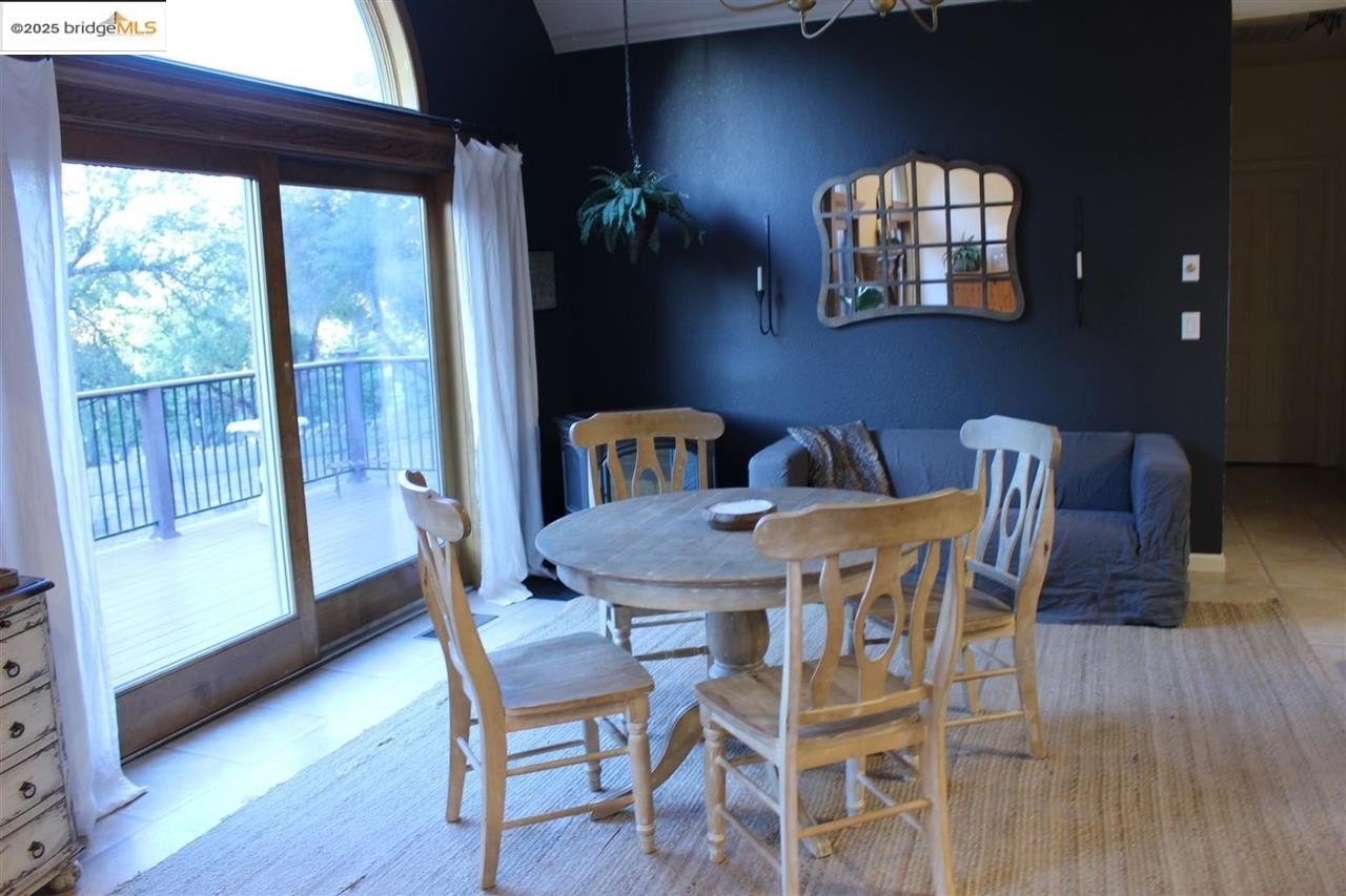 Sonora, California, 95370, United States, 4 Bedrooms Bedrooms, ,3 BathroomsBathrooms,Residential,For Sale,1976244