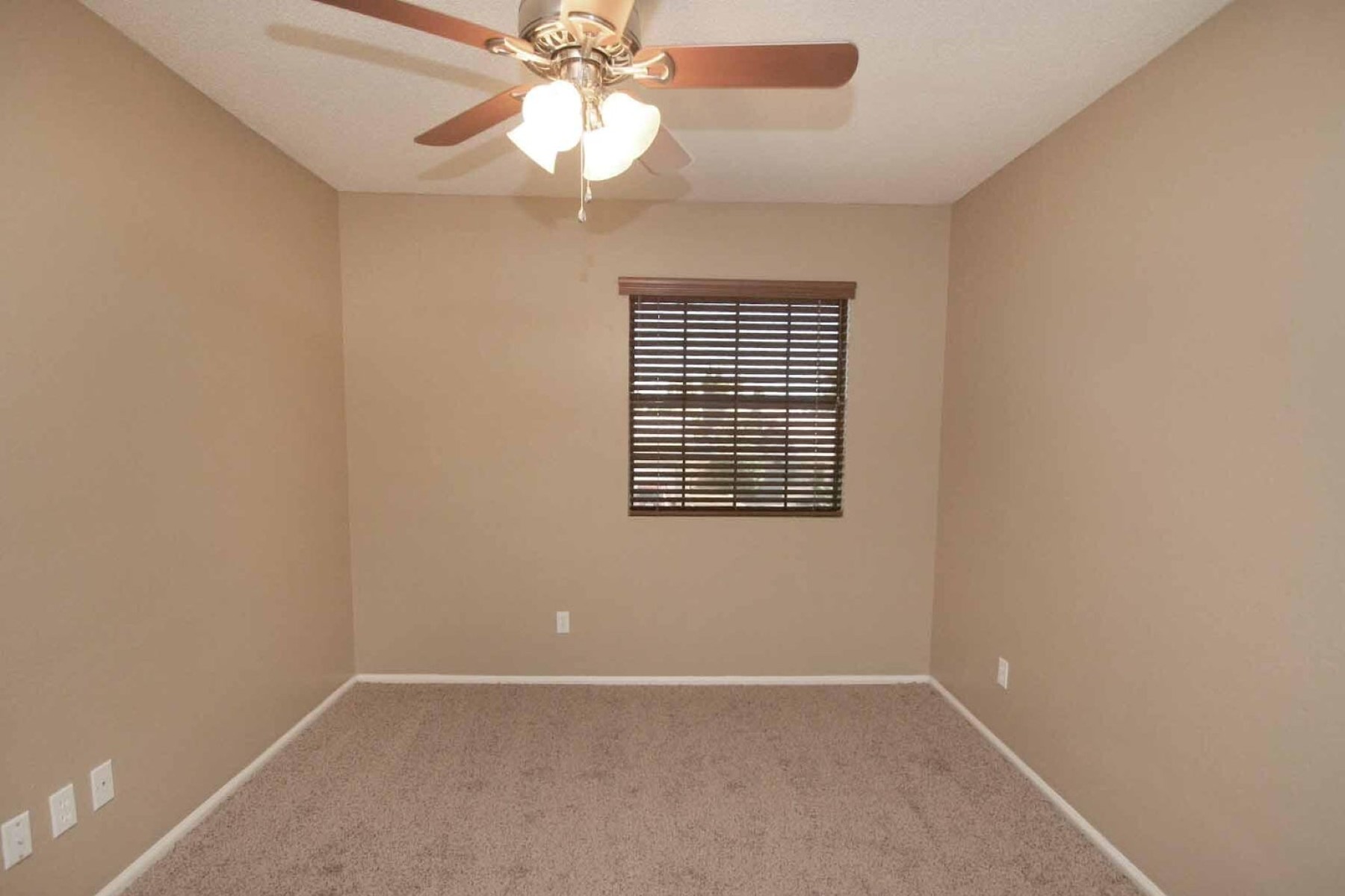  702 W Chilton Street ¦Chandler, AZ - 物件實景