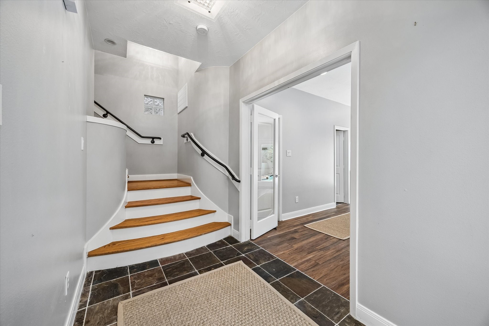  512 Asbury Street - 物件實景