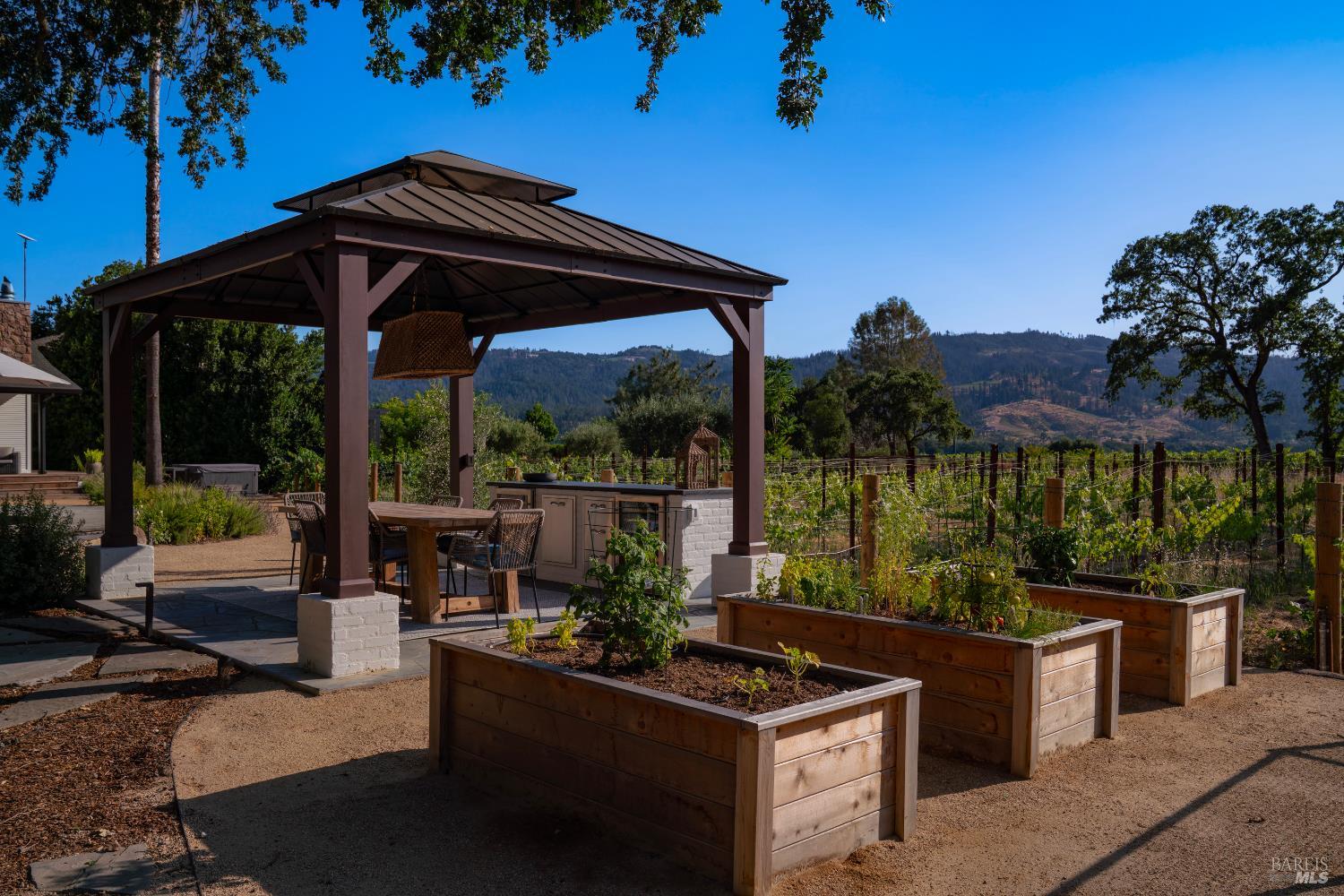 Calistoga, California, 94515, United States, 4 Bedrooms Bedrooms, ,5 BathroomsBathrooms,Residential,For Sale,1882697