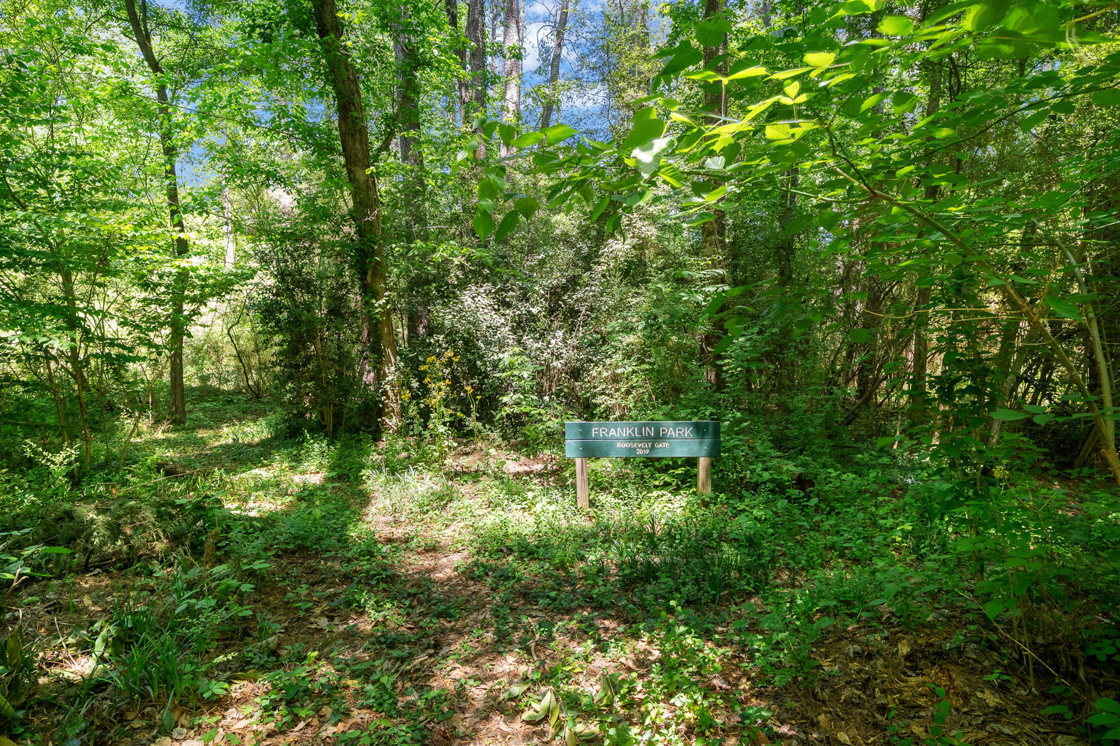  Stunning and Completely Renovated Morningside Home on 3.2+/- Acre Estate Lot - 物件實景