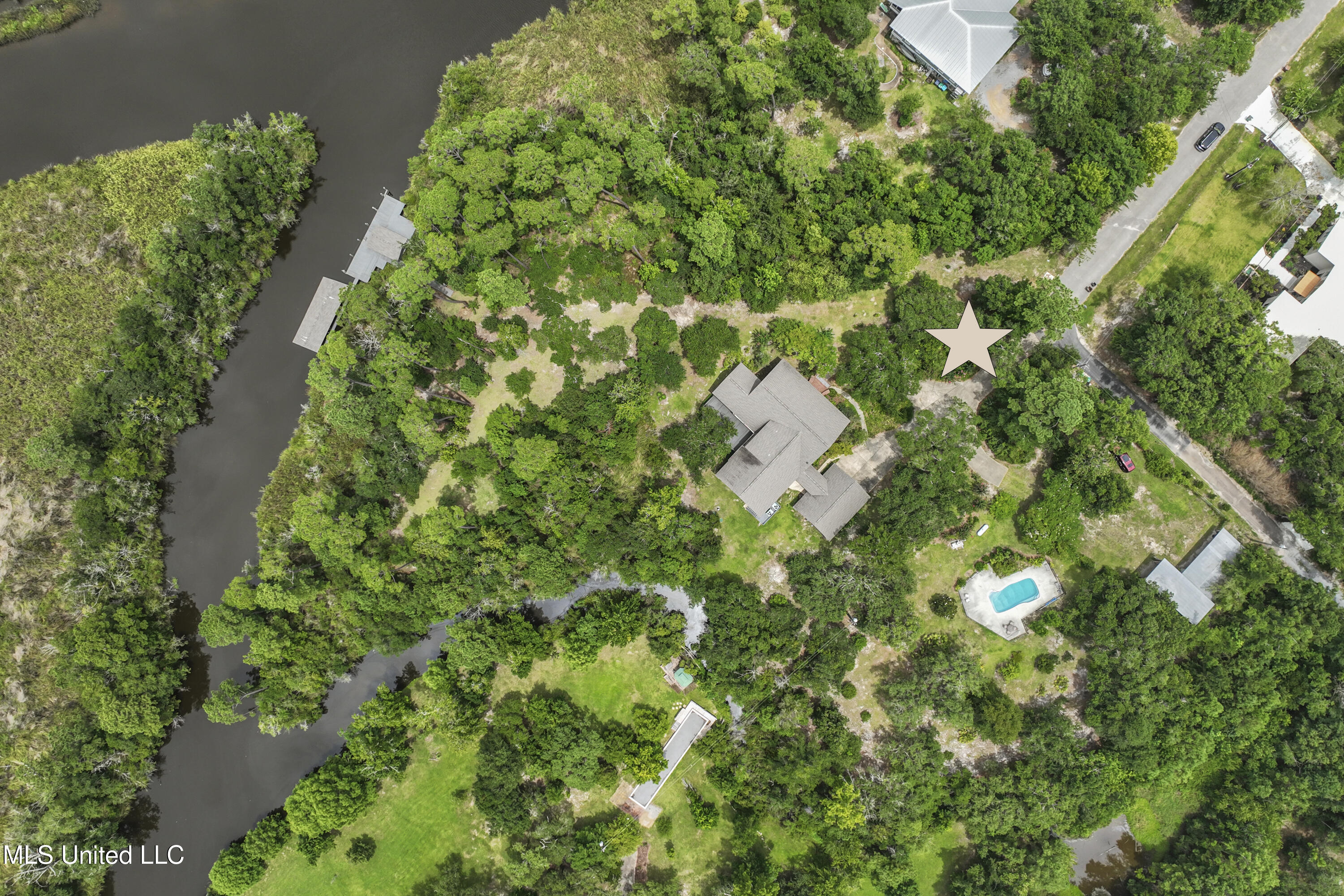 Pass Christian, Mississippi, 39571, United States, 4 Bedrooms Bedrooms, ,3 BathroomsBathrooms,Residential,For Sale,1903520