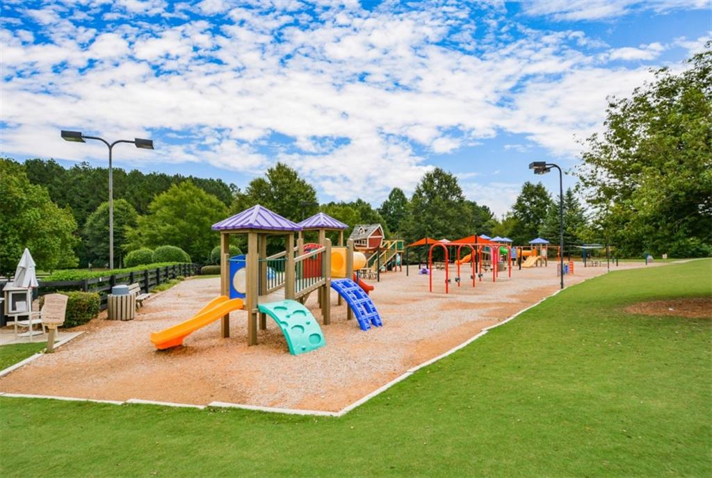 Dallas, Georgia, 30132, United States, 6 Bedrooms Bedrooms, ,5 BathroomsBathrooms,Residential,For Sale,1918553