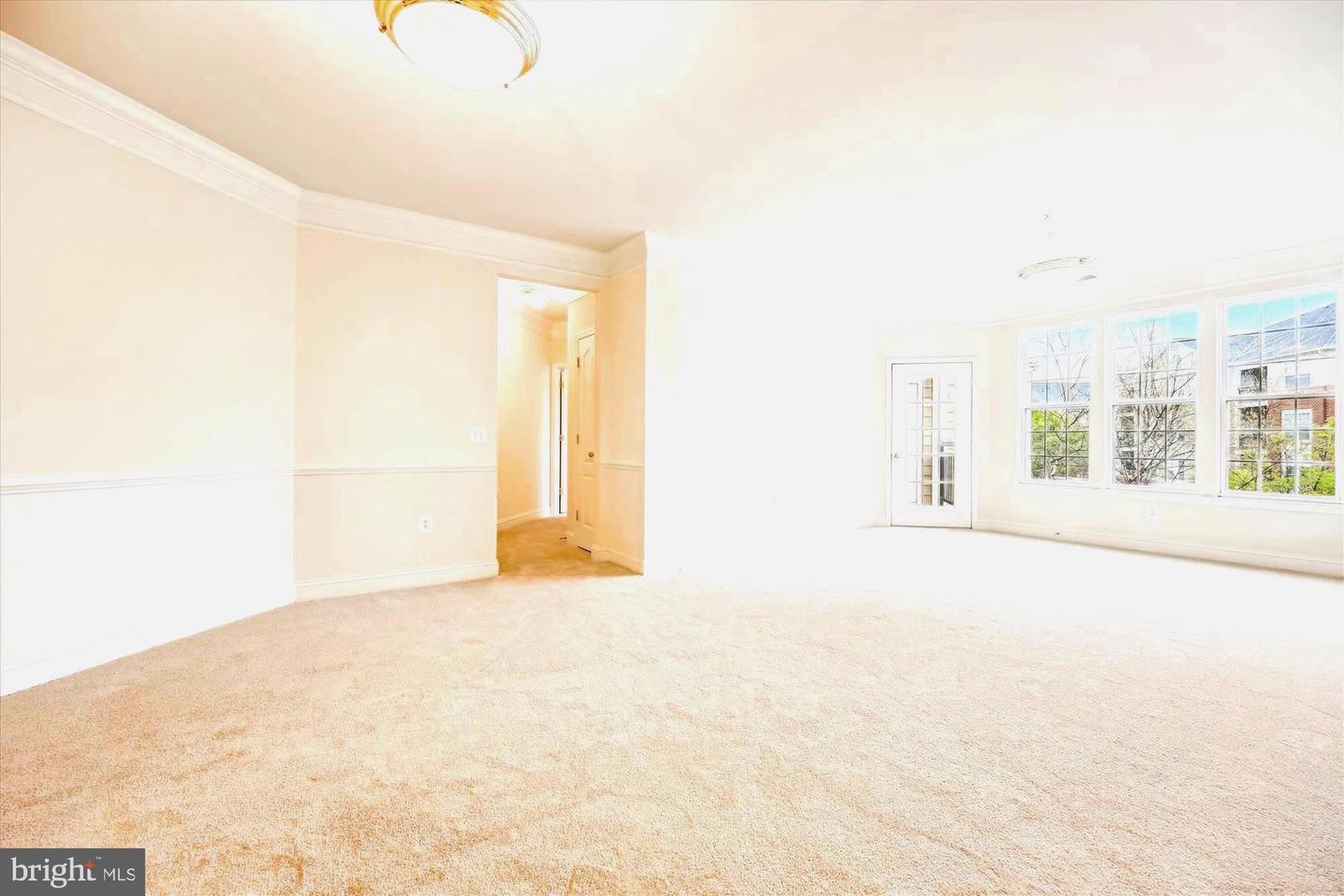 Rockville, Maryland, 20850, United States, 2 Bedrooms Bedrooms, ,2 BathroomsBathrooms,Residential,For Sale,1859700