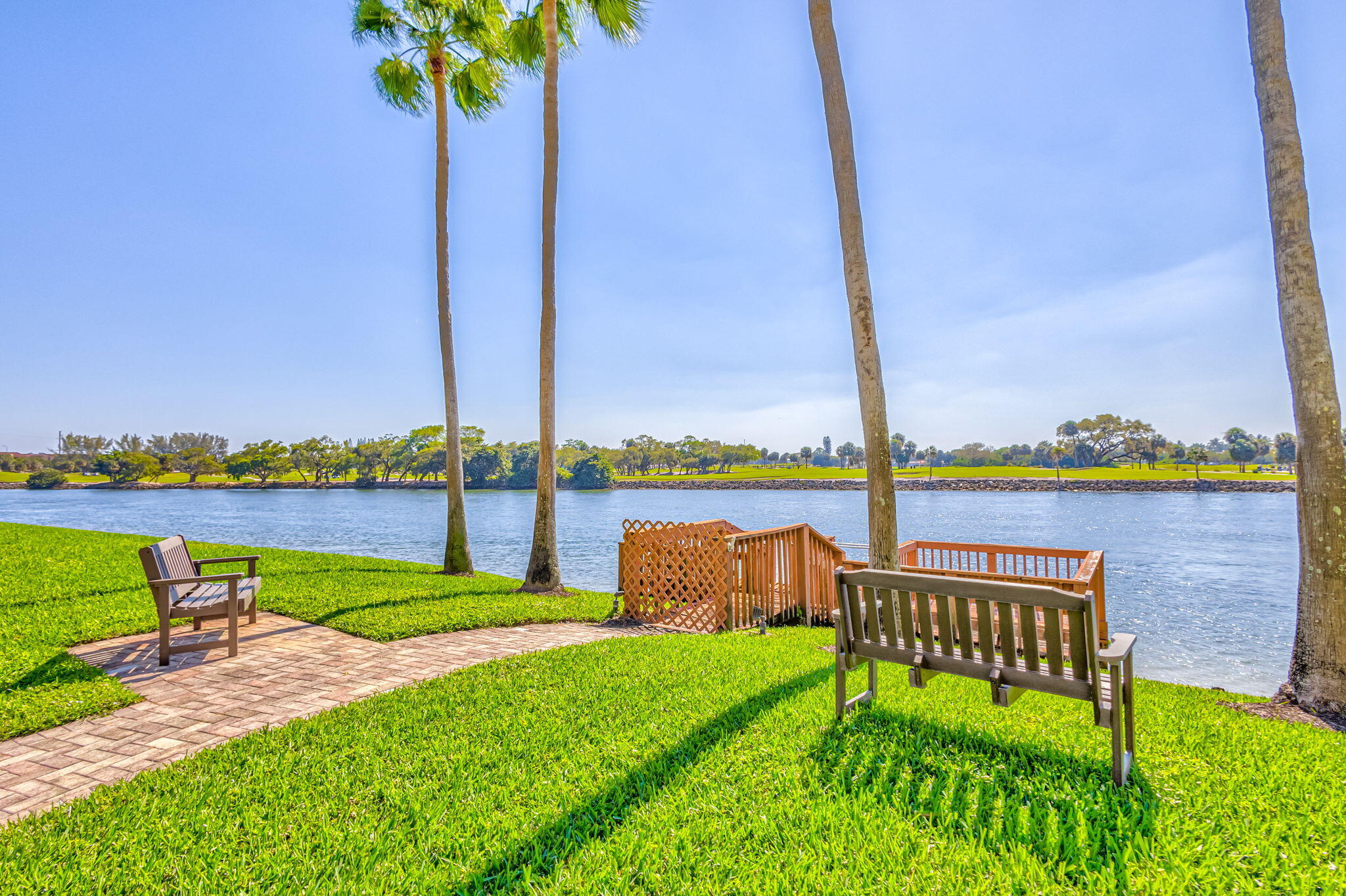 North Palm Beach, Florida, 33408, United States, 2 Bedrooms Bedrooms, ,2 BathroomsBathrooms,Residential,For Sale,1940741