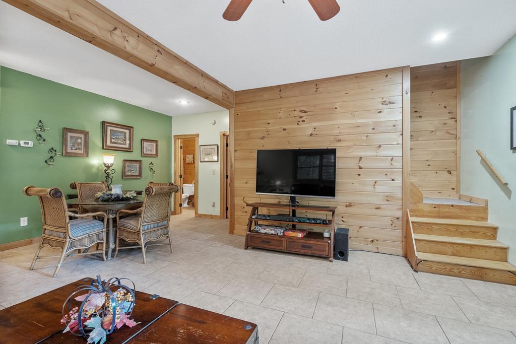 Morganton, Georgia, 30560, United States, 3 Bedrooms Bedrooms, ,3 BathroomsBathrooms,Residential,For Sale,1973910