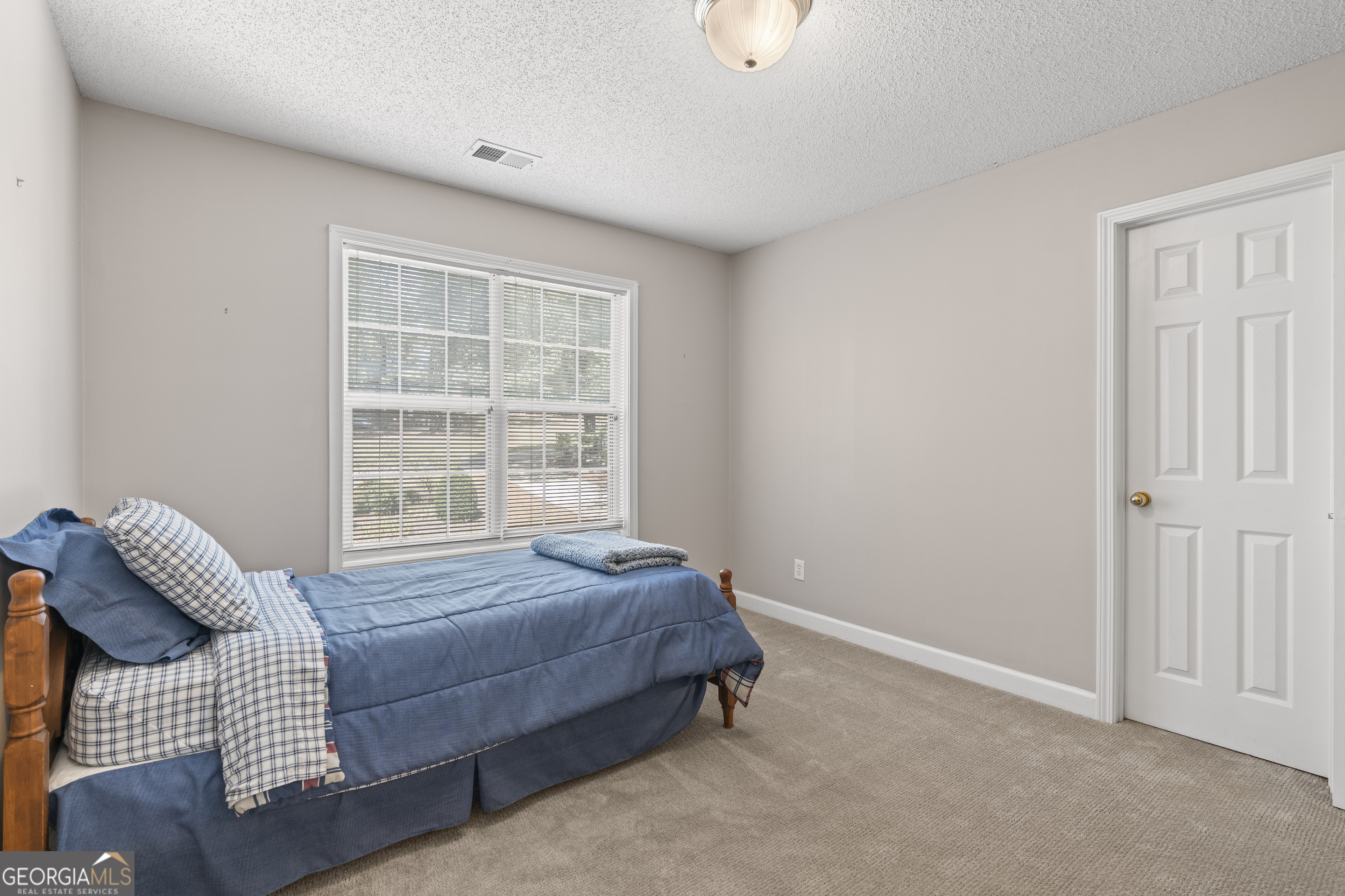 Sharpsburg, Georgia, 30277, United States, 3 Bedrooms Bedrooms, ,3 BathroomsBathrooms,Residential,For Sale,1955891