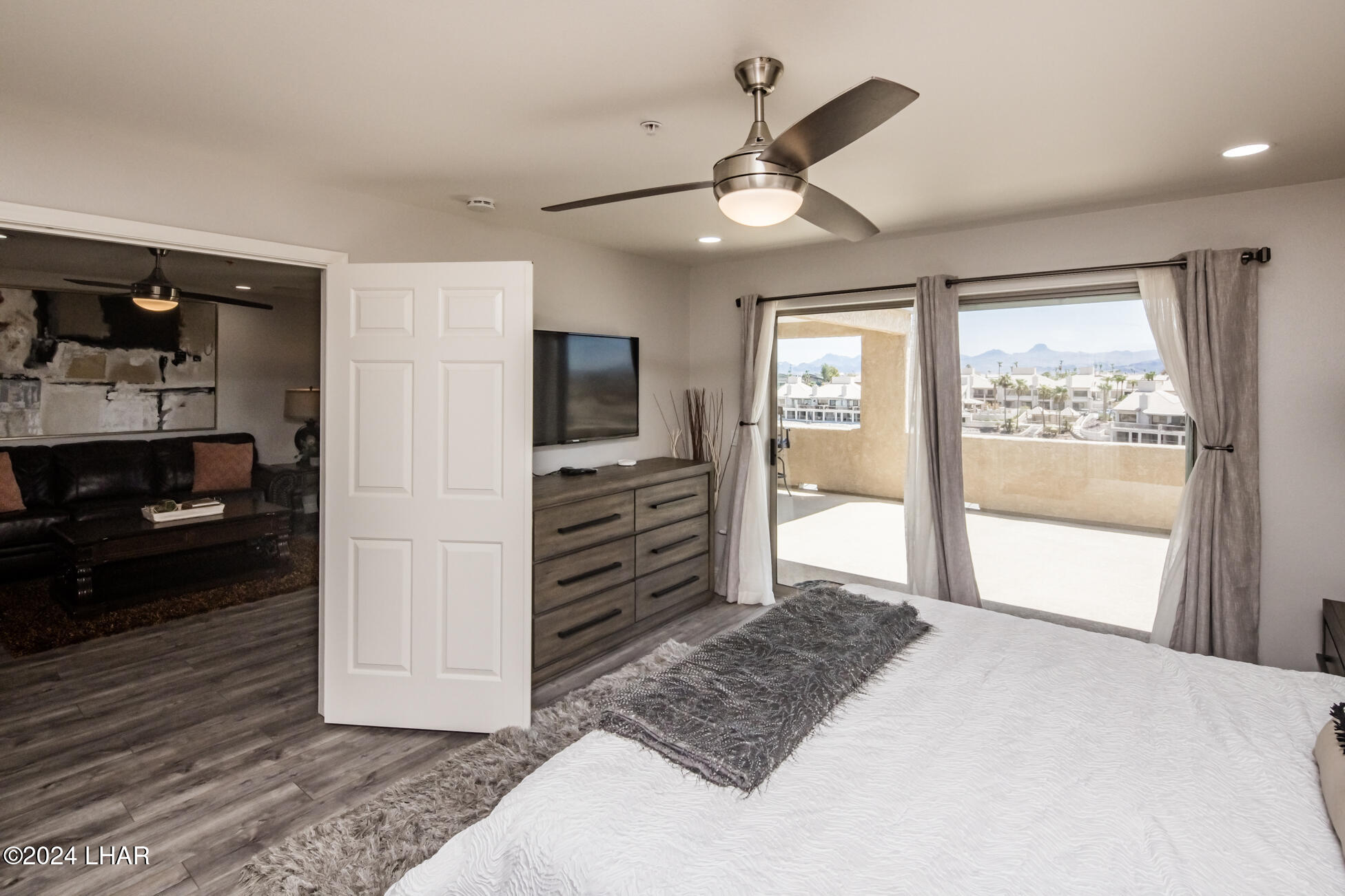 Lake Havasu City, Arizona, 86403, United States, 2 Bedrooms Bedrooms, ,1 BathroomBathrooms,Residential,For Sale,1838731
