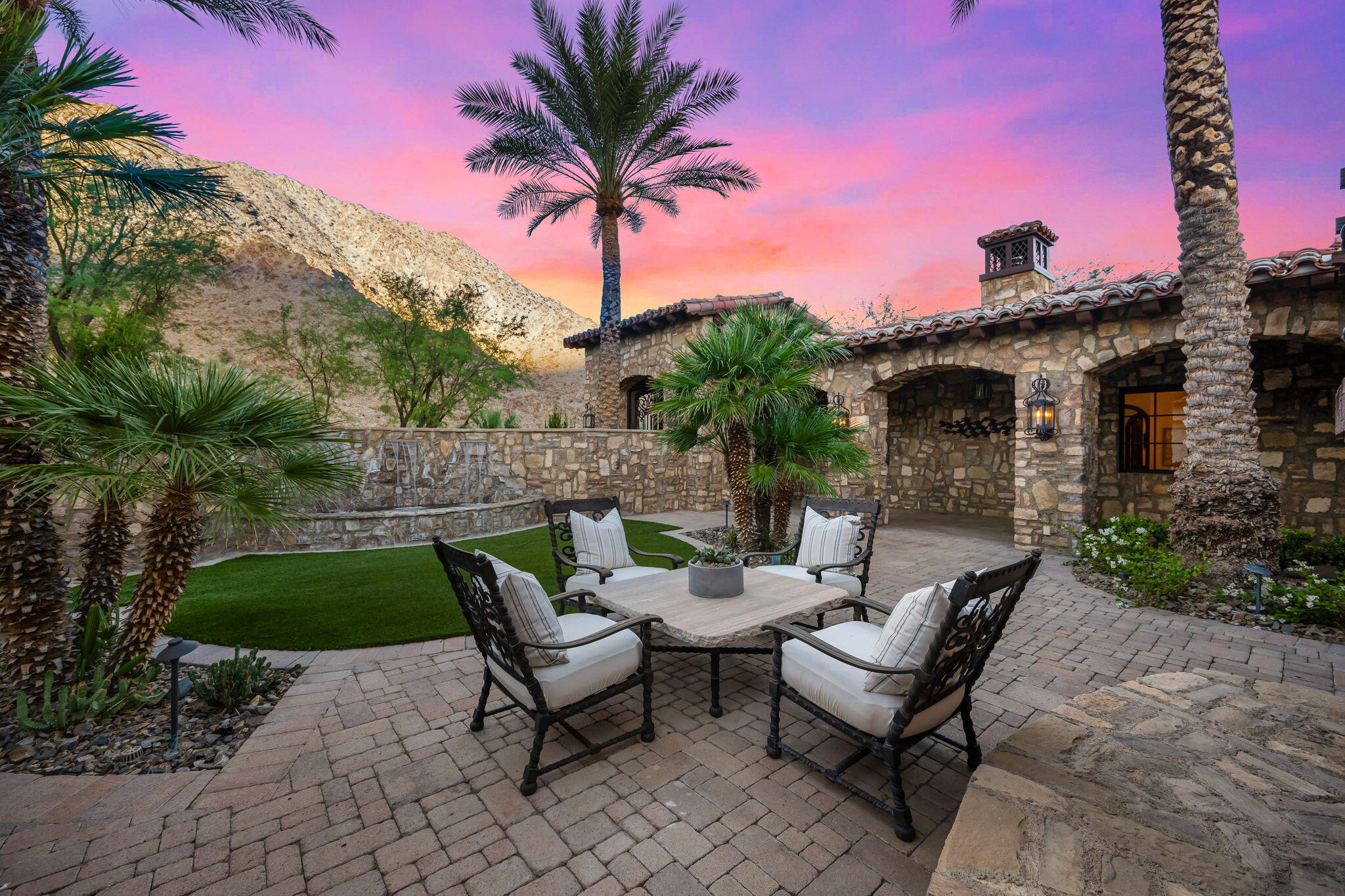 Palm Desert, California, 92260, United States, 7 Bedrooms Bedrooms, ,9 BathroomsBathrooms,Residential,For Sale,1996836