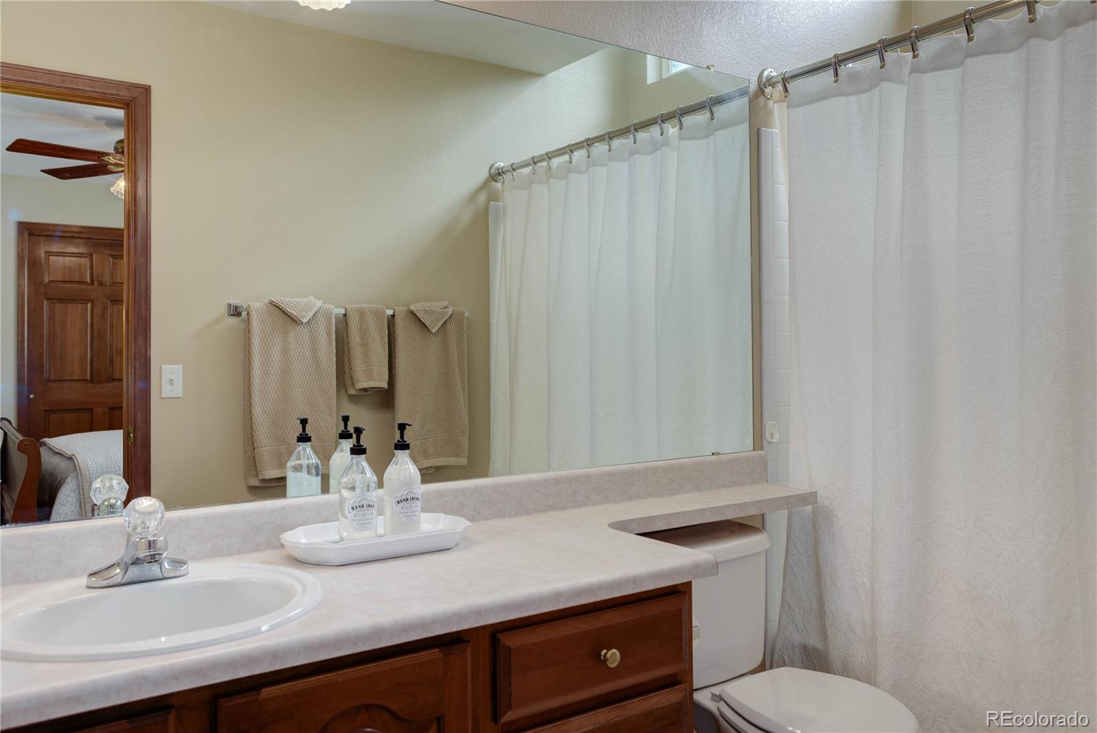 Lone Tree, Colorado, 80124, United States, 6 Bedrooms Bedrooms, ,4 BathroomsBathrooms,Residential,For Sale,1766580