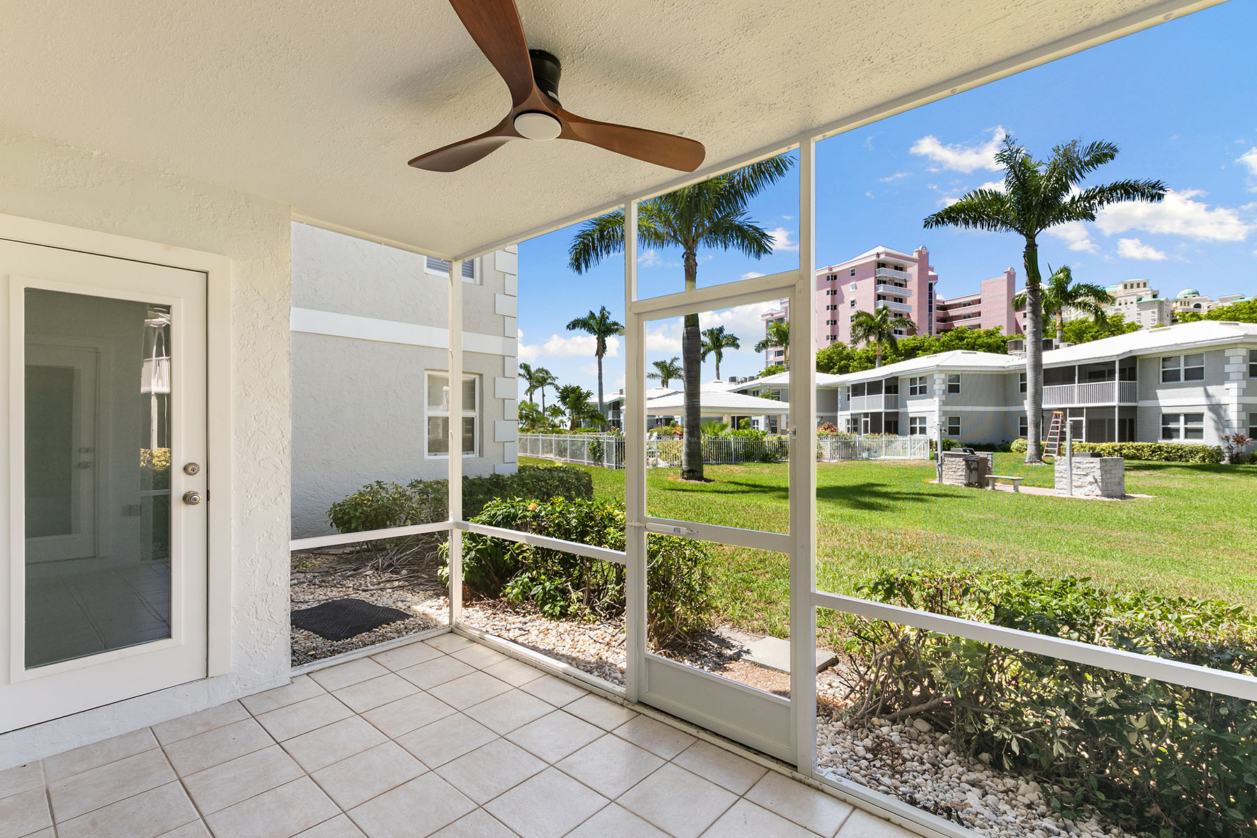 MARCO ISLAND - SURFSIDE CLUB AT MARCO ISLAND - 物件實景