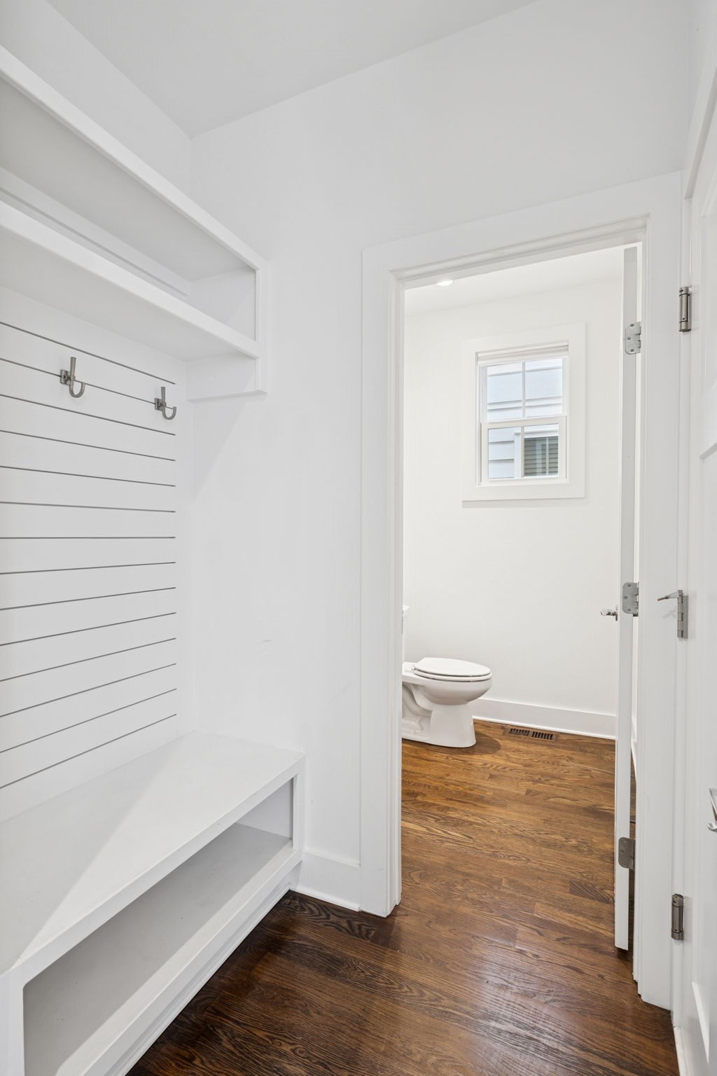 Nashville, Tennessee, 37209, United States, 3 Bedrooms Bedrooms, ,3 BathroomsBathrooms,Residential,For Sale,2001749