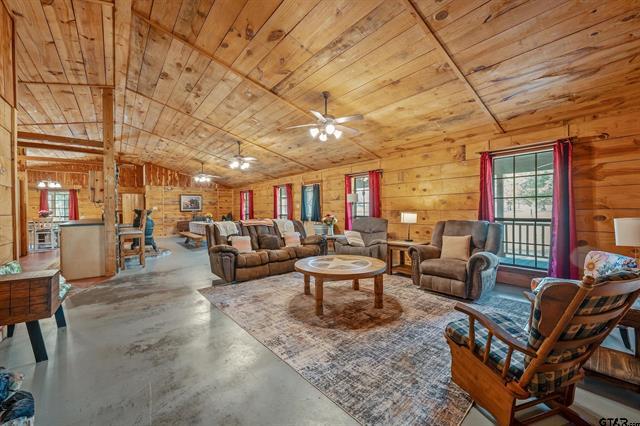 Winona, Texas, 75792, United States, 4 Bedrooms Bedrooms, ,3 BathroomsBathrooms,Residential,For Sale,1996404