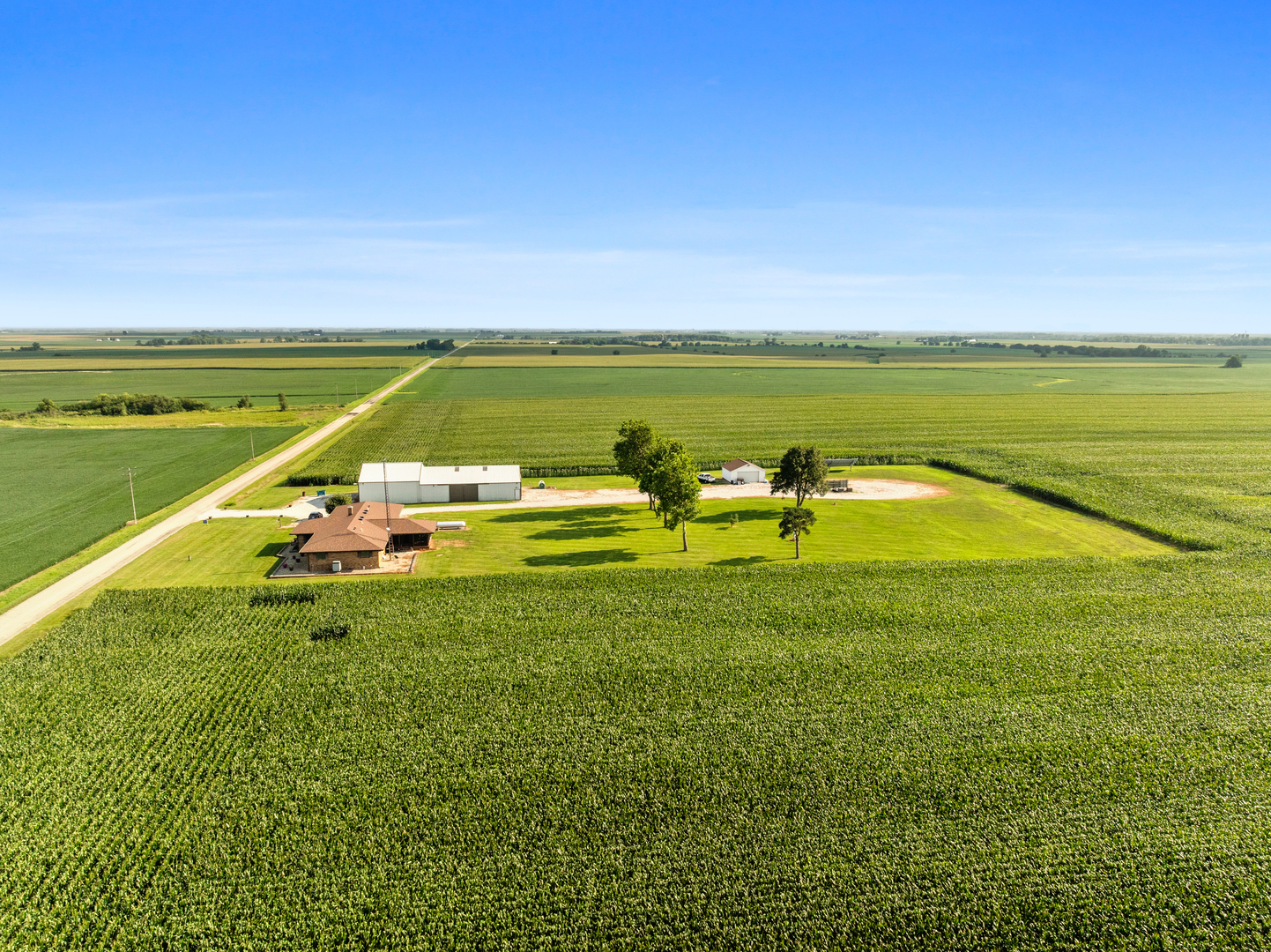 Saunemin, Illinois, 61769, United States, 4 Bedrooms Bedrooms, ,4 BathroomsBathrooms,Residential,For Sale,1958383