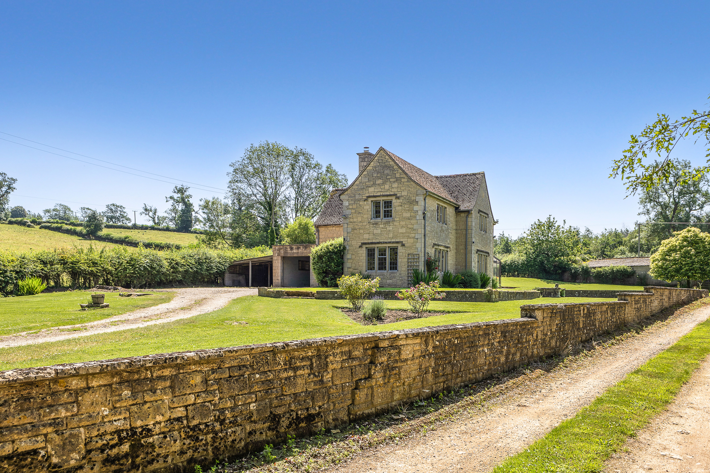  An exceptional Cotswold country property with planning consent for three barn co - 物件實景