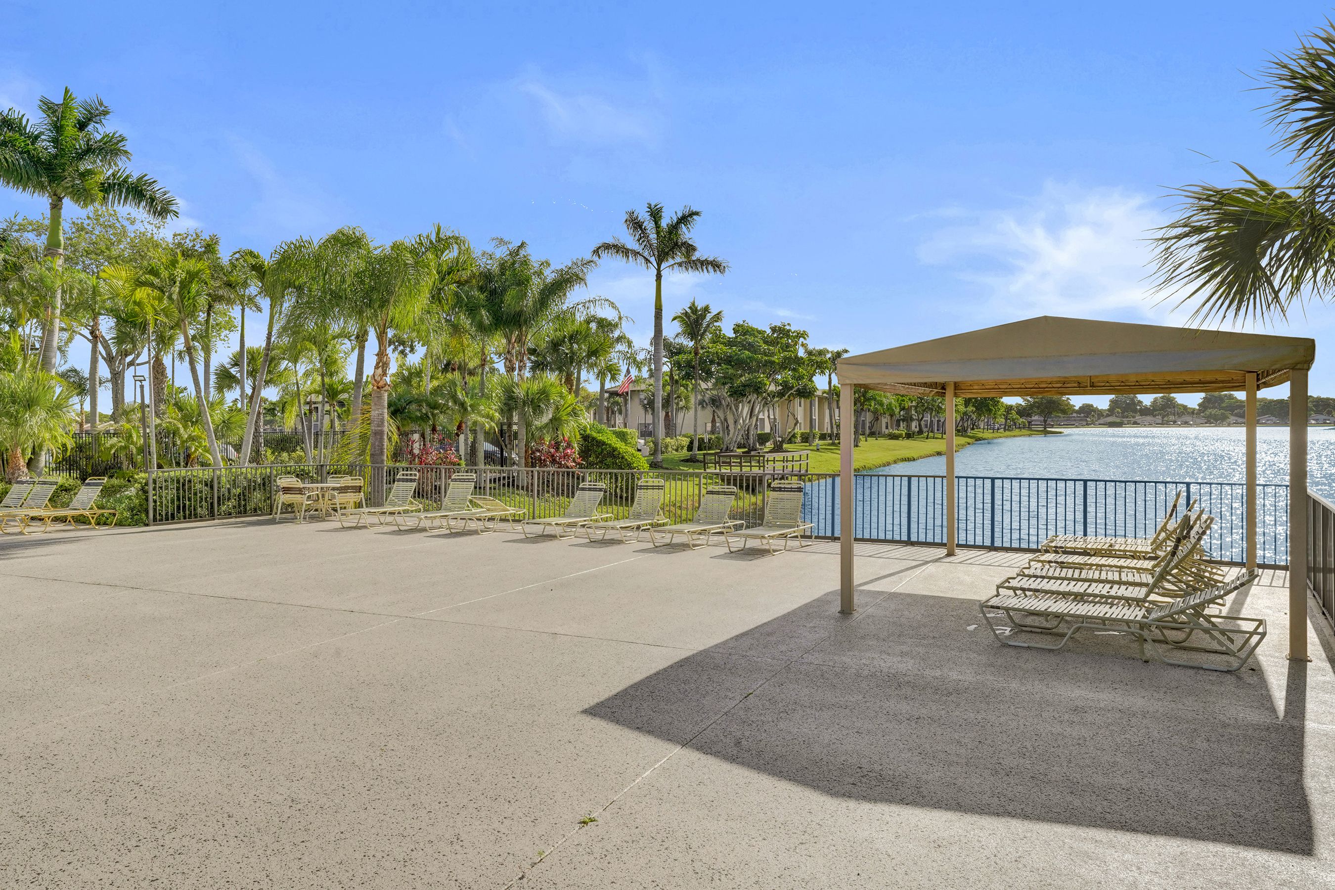  5531 Lakeside Drive, Margate, FL, 33063 - 物件實景