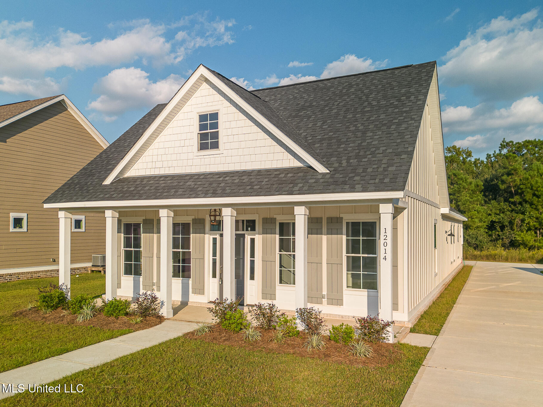 Gulfport, Mississippi, 39503, United States, 3 Bedrooms Bedrooms, ,2 BathroomsBathrooms,Residential,For Sale,1784044