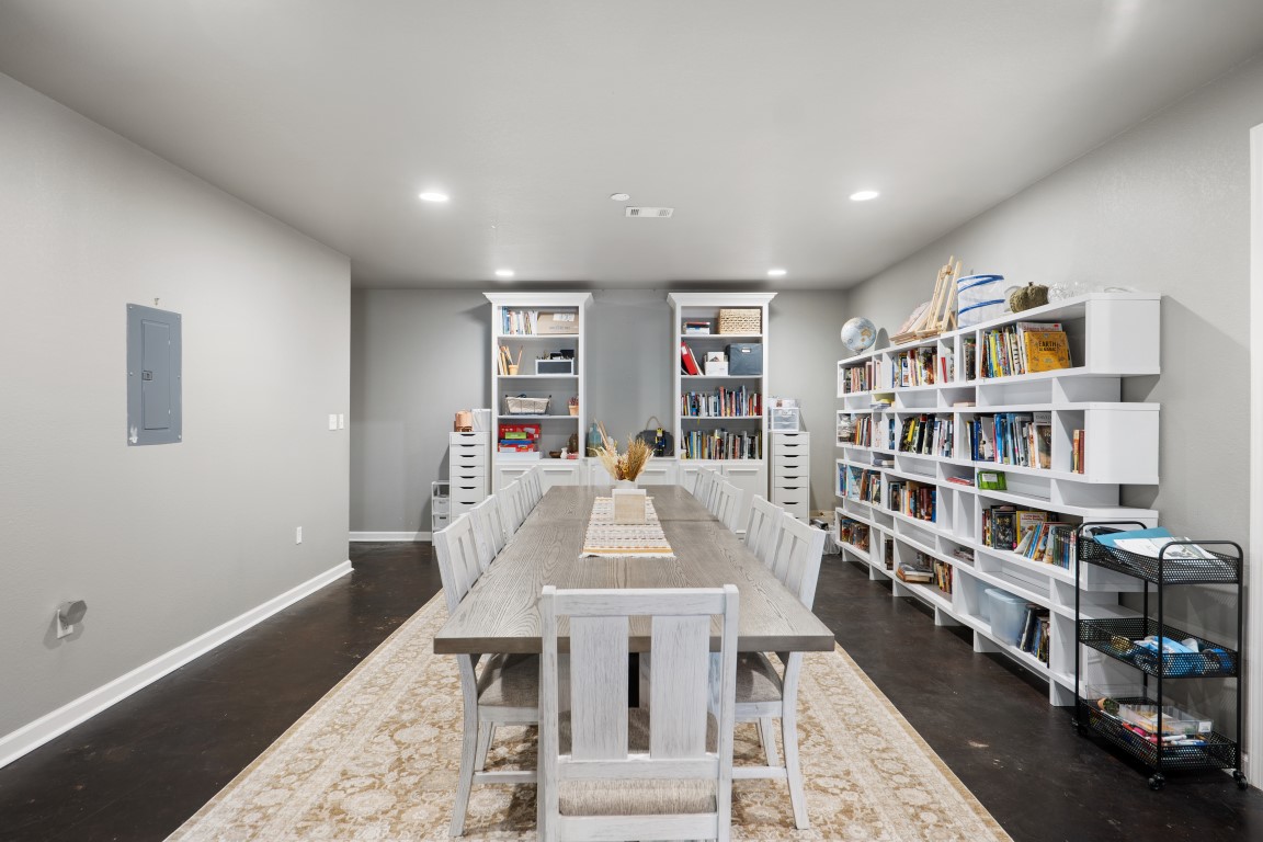 Jonesboro, Arkansas, 72404, United States, 4 Bedrooms Bedrooms, ,3 BathroomsBathrooms,Residential,For Sale,1989534