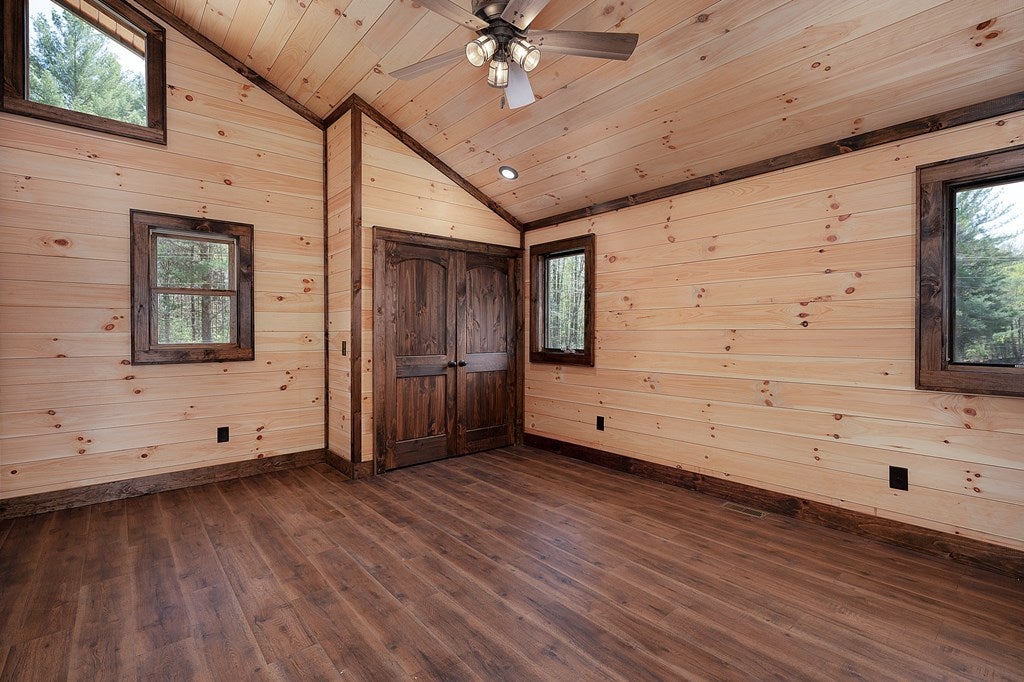 Blue Ridge, Georgia, 30513, United States, 4 Bedrooms Bedrooms, ,4 BathroomsBathrooms,Residential,For Sale,1804354