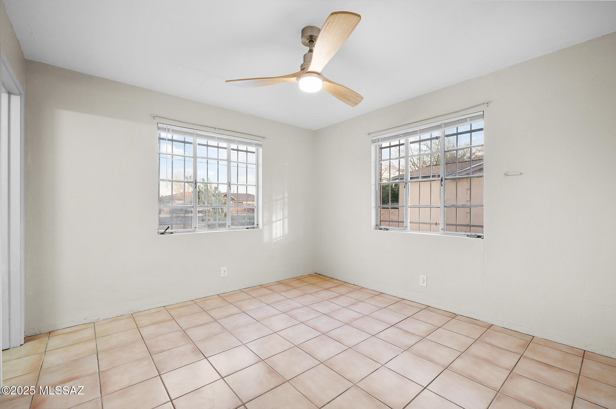 Tucson, Arizona, 85716, United States, 4 Bedrooms Bedrooms, ,4 BathroomsBathrooms,Residential,For Sale,1994782