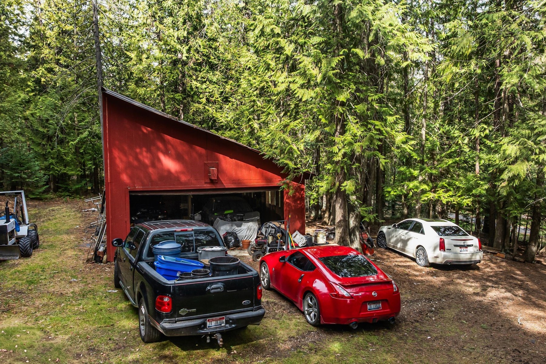  Tree Farm & Home on 6+ Acres - 物件實景