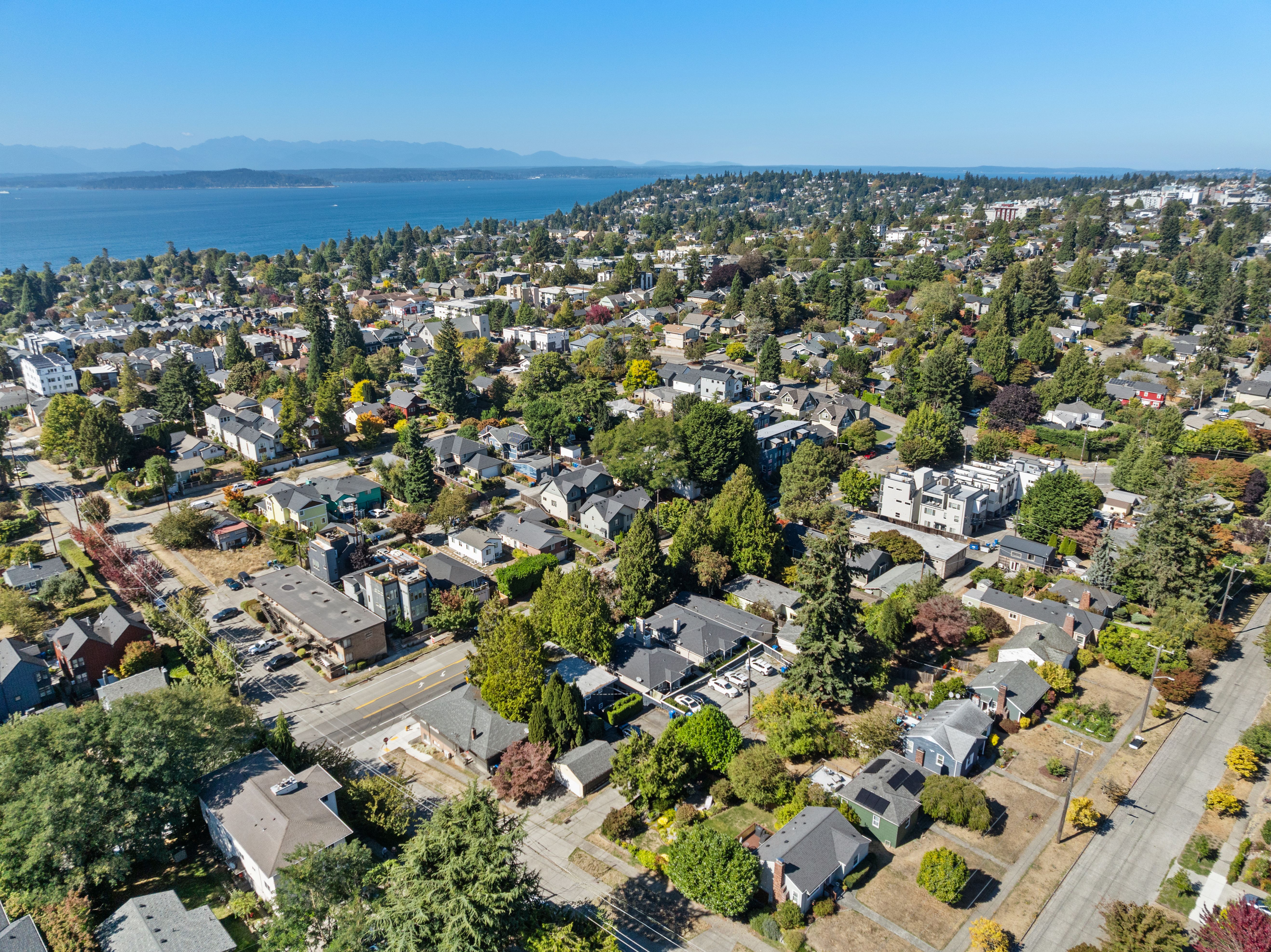  5952 Fauntleroy Wy SW, Seattle, WA 98136 - 物件實景