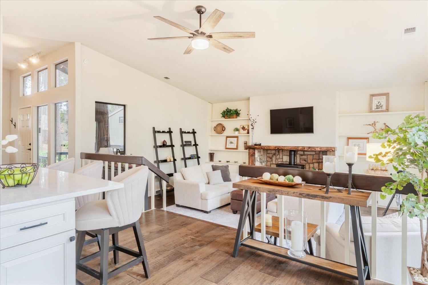 Murphys, California, 95247, United States, 4 Bedrooms Bedrooms, ,3 BathroomsBathrooms,Residential,For Sale,1981649