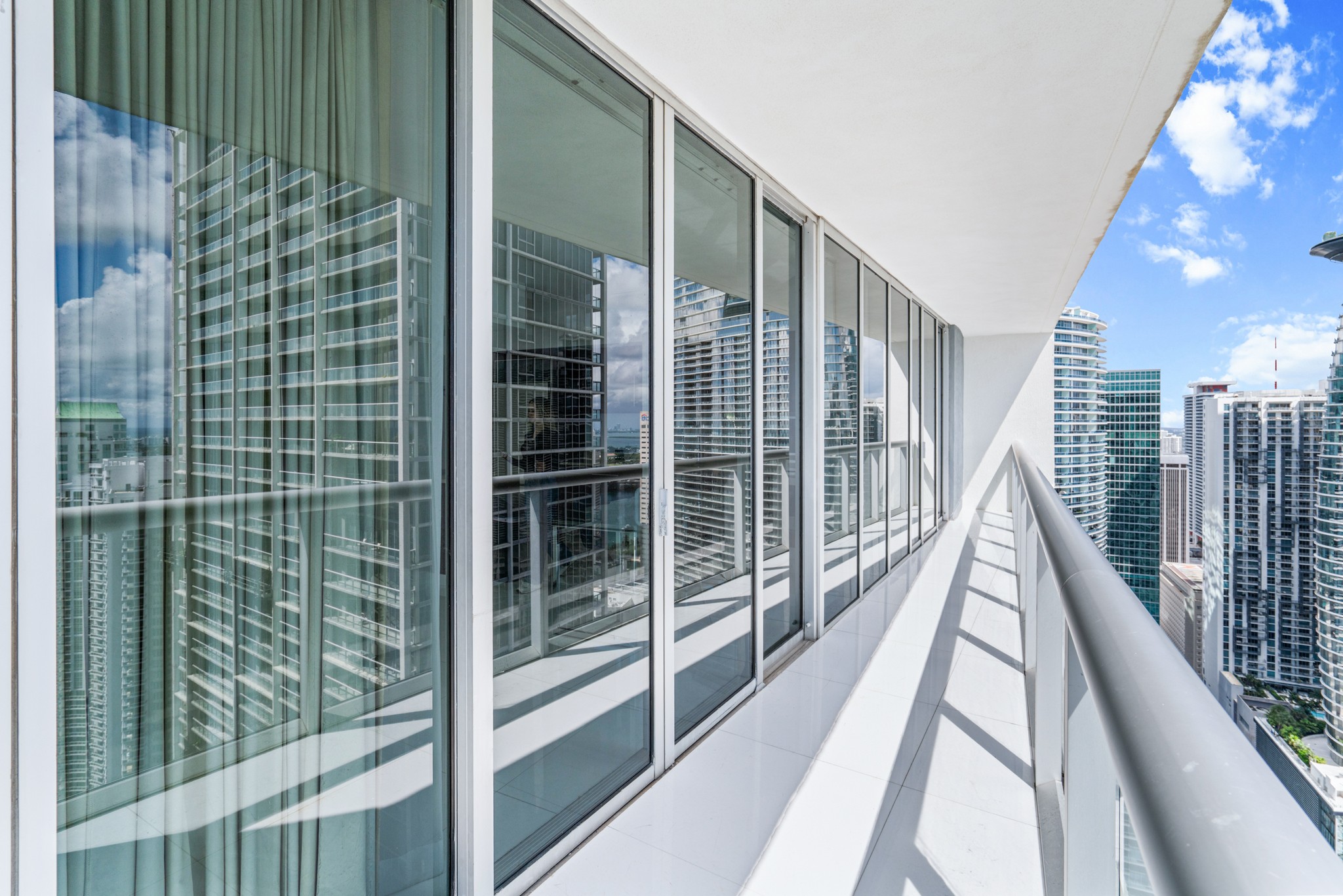  485 Brickell Ave, Miami, FL, 33131 - 物件實景