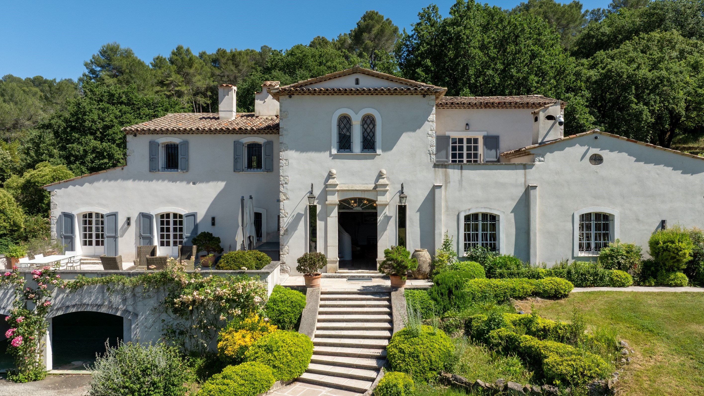  Luxury estate near Valbonne village with pool and guest house - 物件實景