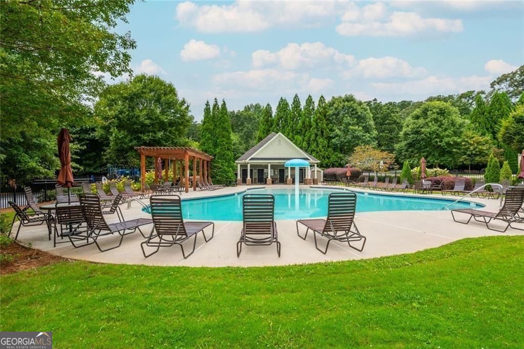 Cumming, Georgia, 30041, United States, 5 Bedrooms Bedrooms, ,3 BathroomsBathrooms,Residential,For Sale,2001024