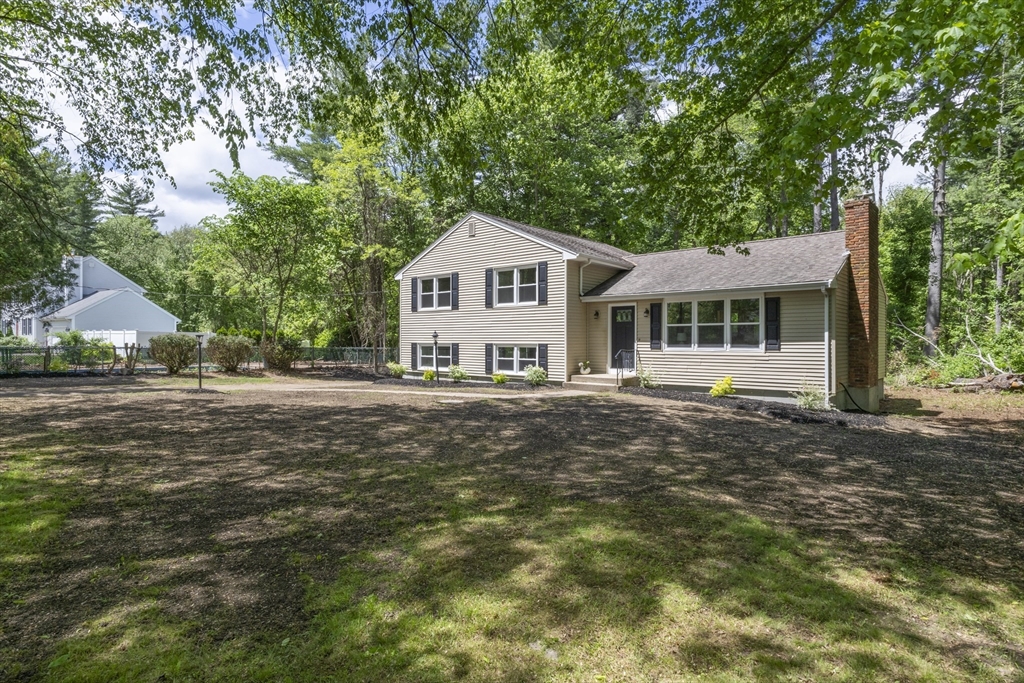 Mansfield, Massachusetts, 02048, United States, 4 Bedrooms Bedrooms, ,2 BathroomsBathrooms,Residential,For Sale,1942588