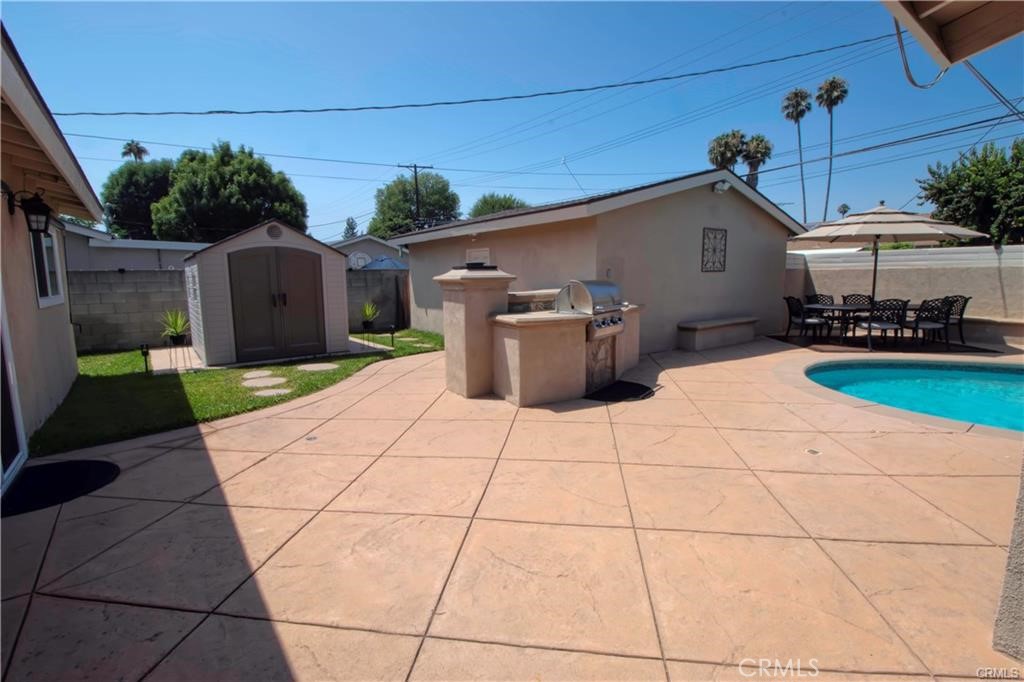 West Hills, California, 91304, United States, 4 Bedrooms Bedrooms, ,2 BathroomsBathrooms,Residential,For Sale,1985770