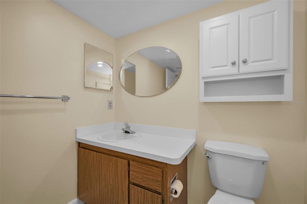 Clearwater Beach, Florida, 33767, United States, 2 Bedrooms Bedrooms, ,2 BathroomsBathrooms,Residential,For Sale,1744502