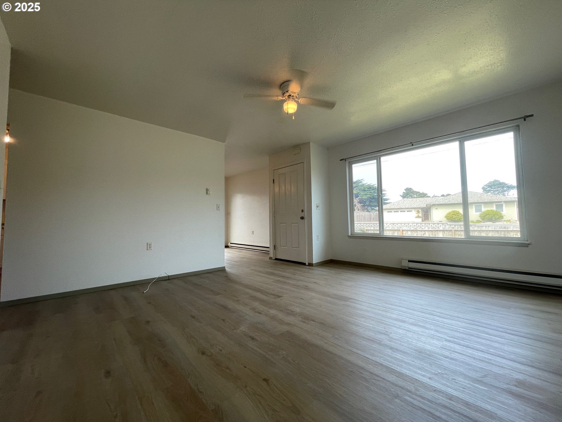 Bandon, Oregon, 97411, United States, ,Residential,For Sale,1923240