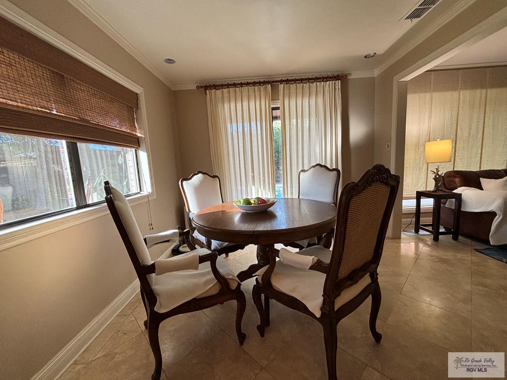 Brownsville, Texas, 78521, United States, 4 Bedrooms Bedrooms, ,4 BathroomsBathrooms,Residential,For Sale,1991275