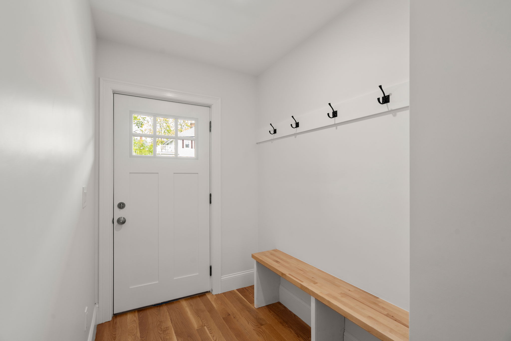  26-28 Pitcher Avenue, Medford, MA, 02155 - 物件實景