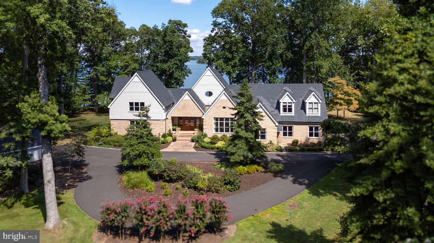 Queenstown, Maryland, 21658, United States, 5 Bedrooms Bedrooms, ,6 BathroomsBathrooms,Residential,For Sale,1940127