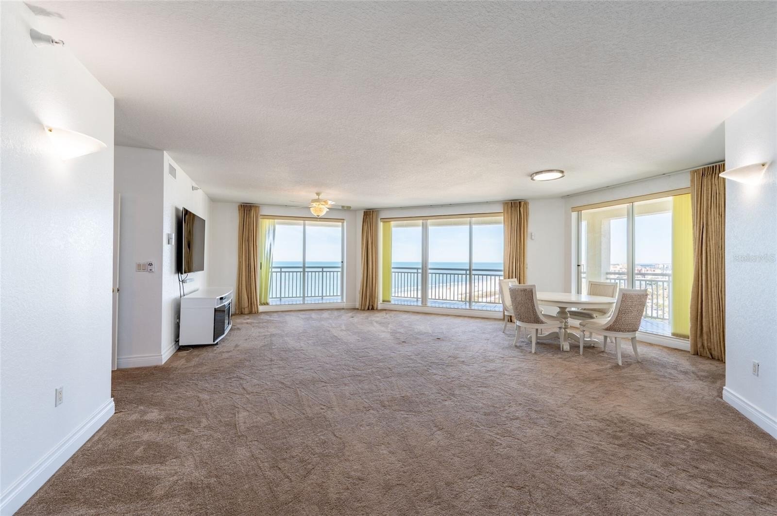 CLEARWATER BEACH, Florida, 33767, United States, 3 Bedrooms Bedrooms, ,3 BathroomsBathrooms,Residential,For Sale,2013097