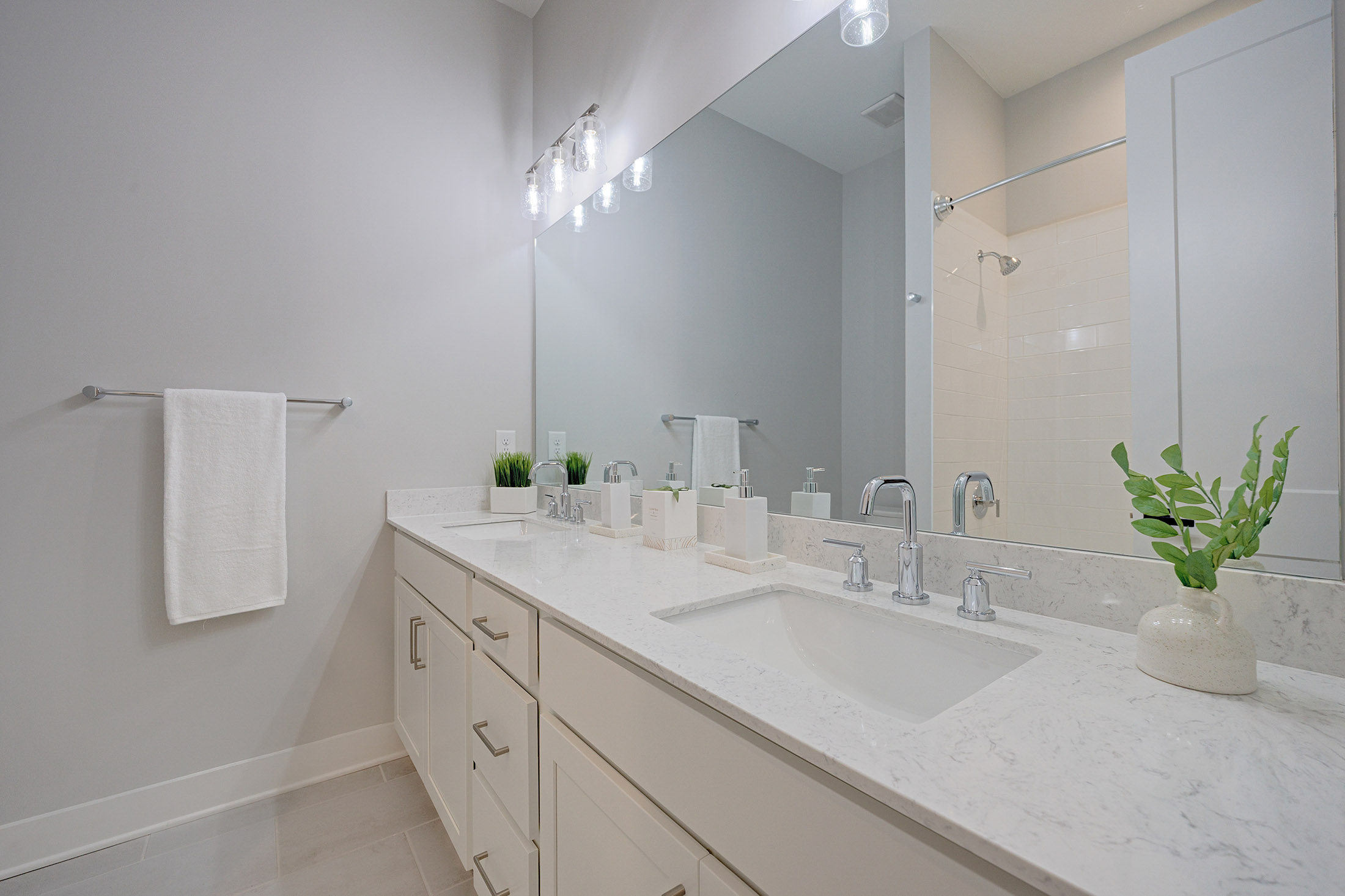  Sophisticated Design With Thoughtfully Curated Finishes - 物件實景