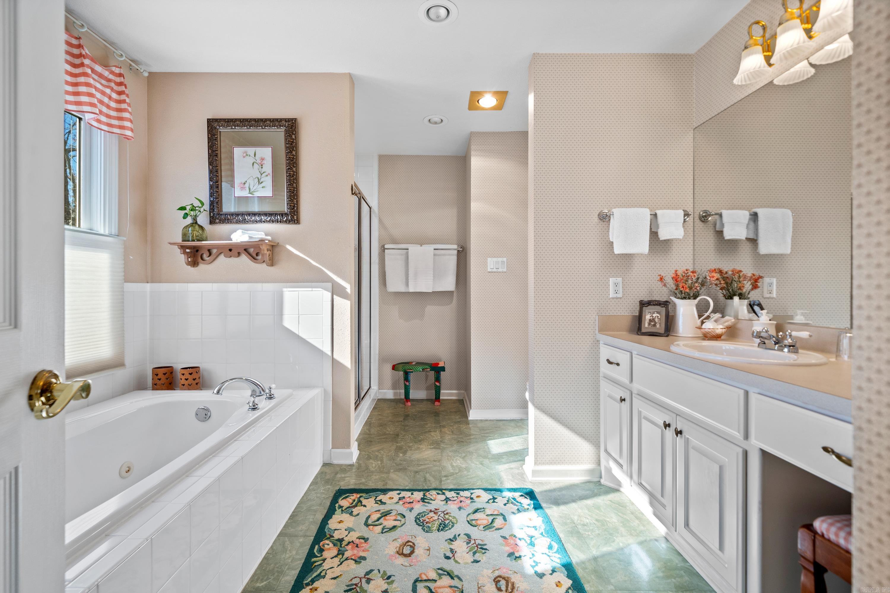 Jessieville, Arkansas, 71949, United States, 10 Bedrooms Bedrooms, ,11 BathroomsBathrooms,Residential,For Sale,2008593