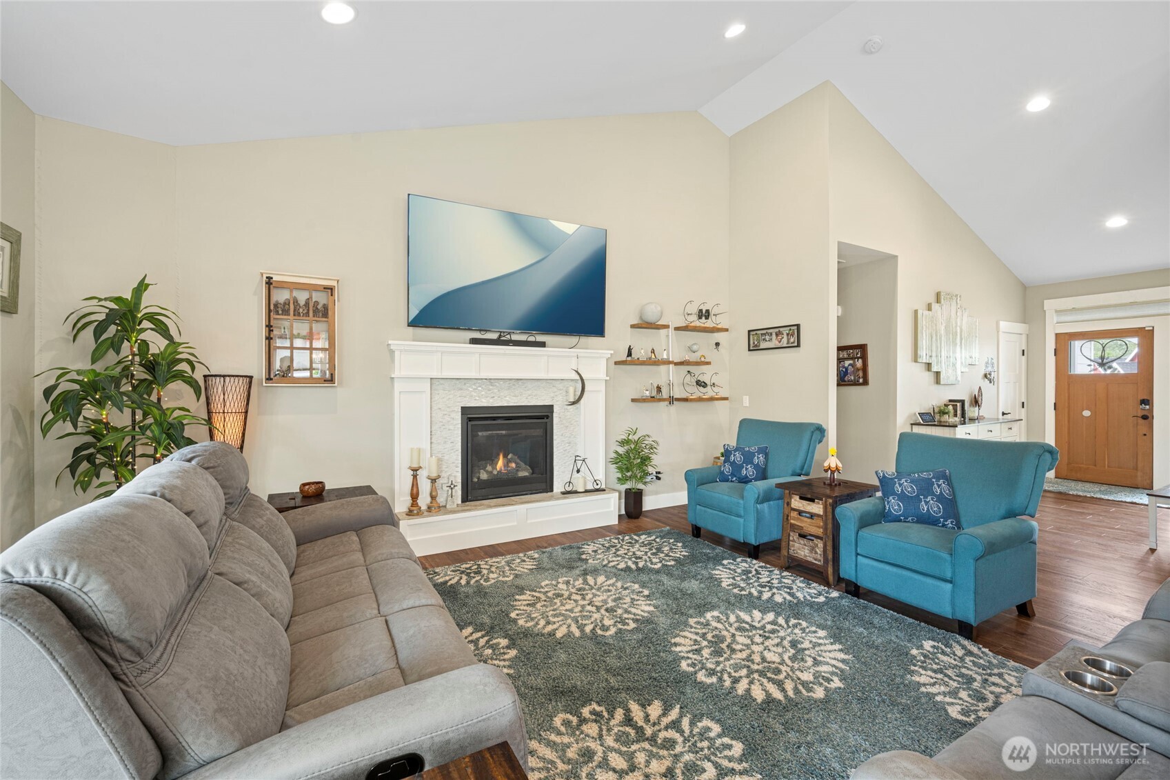 Ferndale, Washington, 98248, United States, 4 Bedrooms Bedrooms, ,2 BathroomsBathrooms,Residential,For Sale,1919590