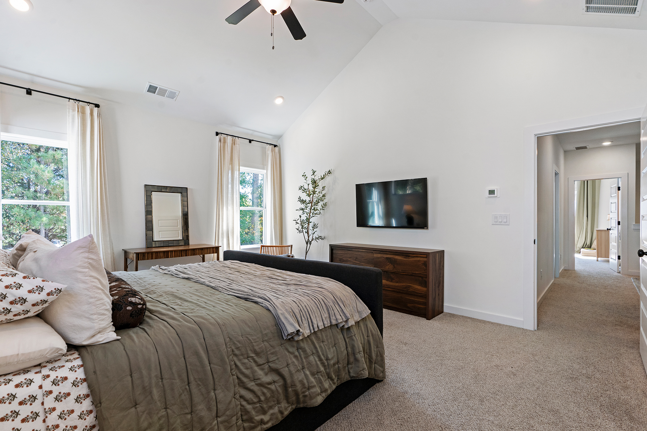  Beautifully Designed Home in the Desirable Kelly Mill Reserve Community - 物件實景