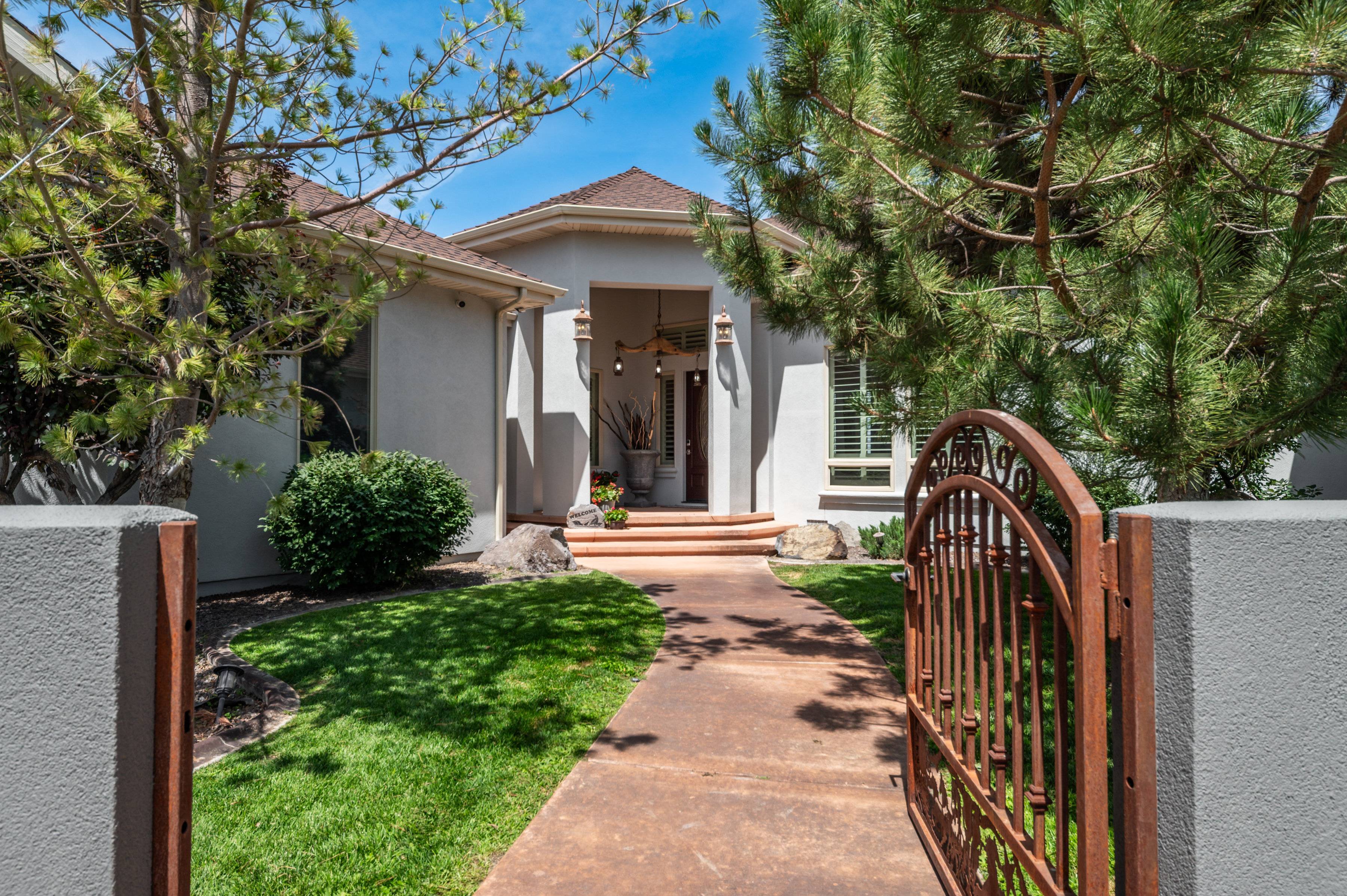  Extraordinary Fallon Estate, now offered with additional acreage - 物件實景