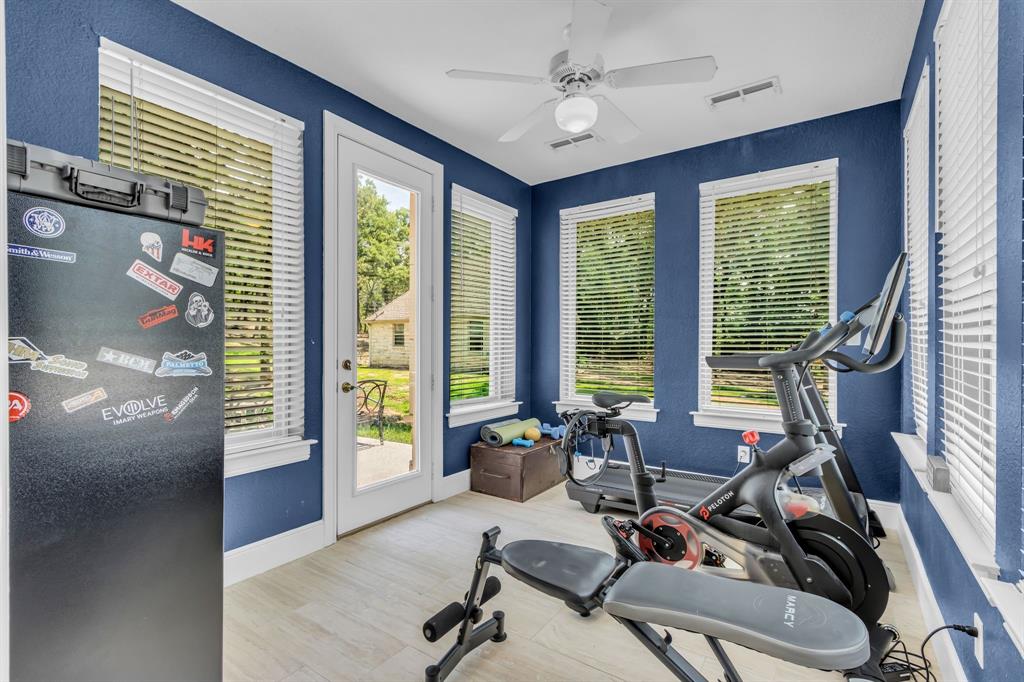Flower Mound, Texas, 75022, United States, 5 Bedrooms Bedrooms, ,5 BathroomsBathrooms,Residential,For Sale,1895072