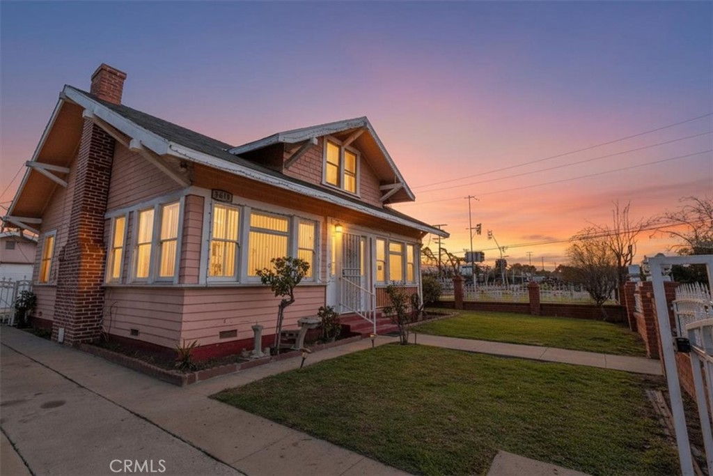 Lynwood, California, 90262, United States, 4 Bedrooms Bedrooms, ,1 BathroomBathrooms,Residential,For Sale,2013779