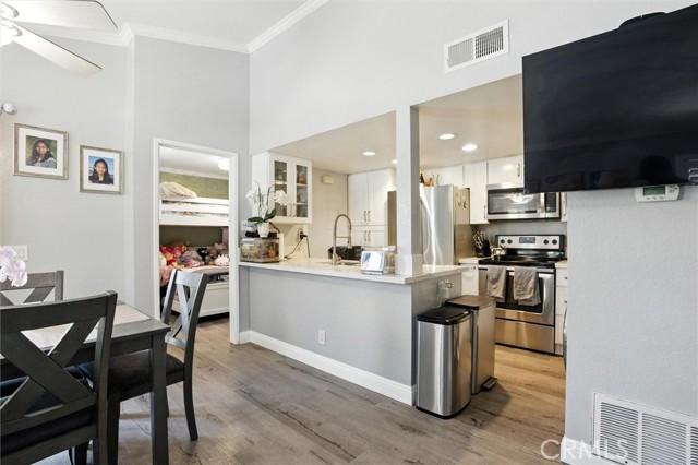 Mission Viejo, California, 92691, United States, 2 Bedrooms Bedrooms, ,2 BathroomsBathrooms,Residential,For Sale,1931468