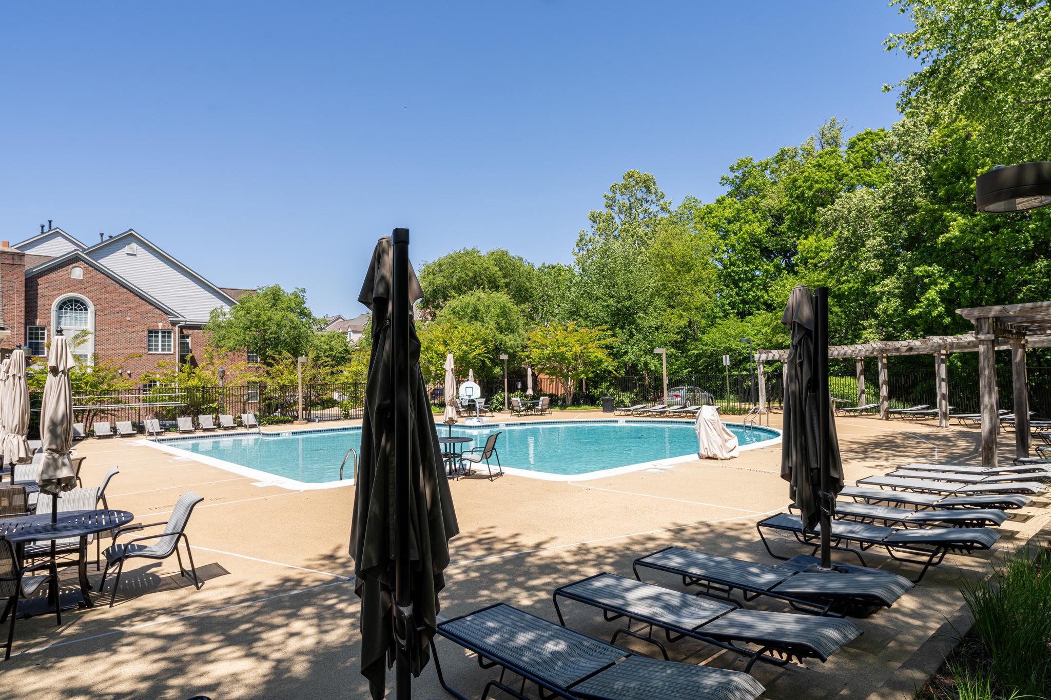  12076 Kinsley Place, Reston, VA, 20190 - 物件實景