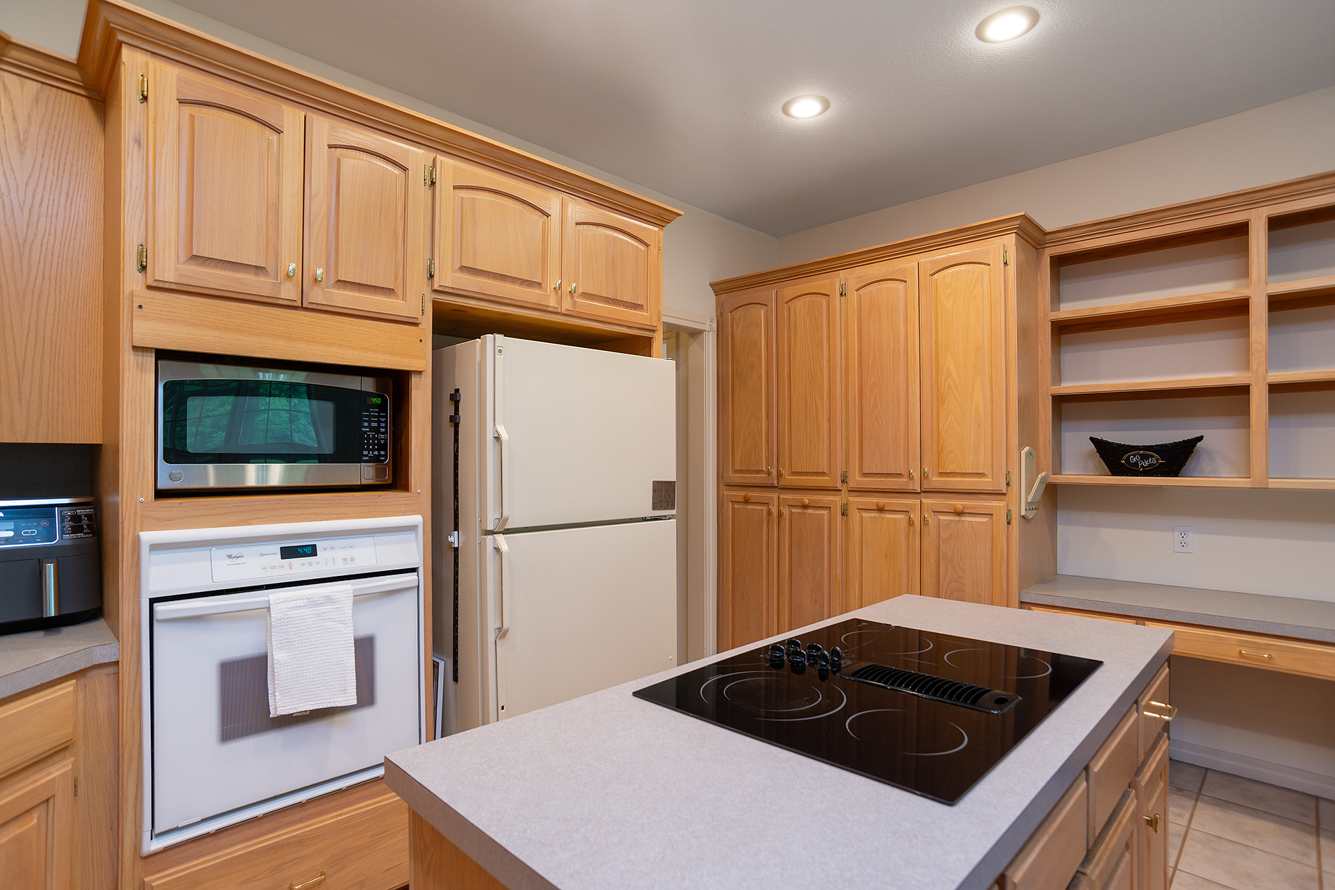 Stillwater, Oklahoma, 74074, United States, 4 Bedrooms Bedrooms, ,Residential,For Sale,1981007