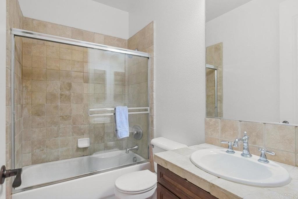 Chula Vista, California, 91914, United States, 4 Bedrooms Bedrooms, ,5 BathroomsBathrooms,Residential,For Sale,1906810