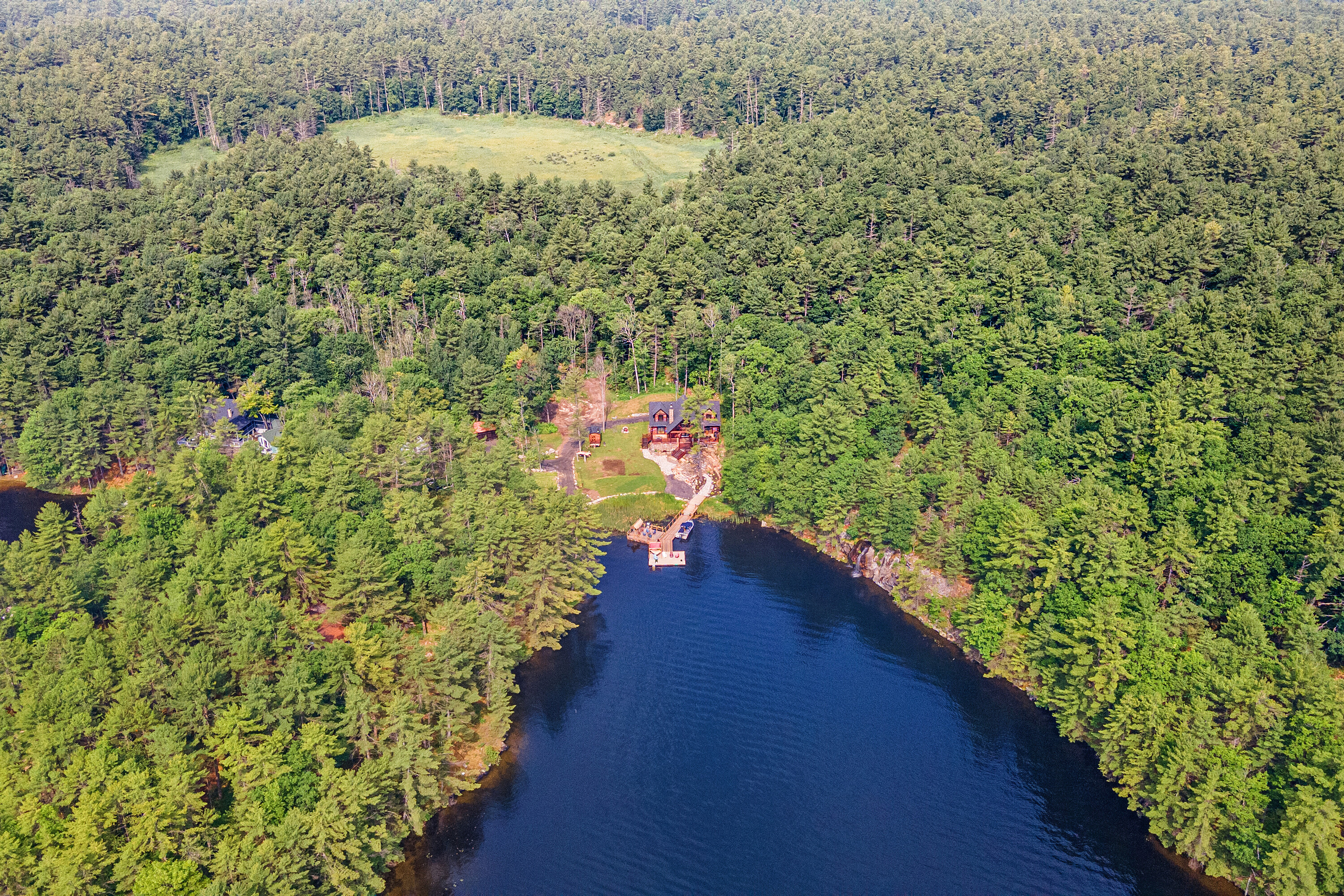  Go Home Lake Log Cottage - 物件實景
